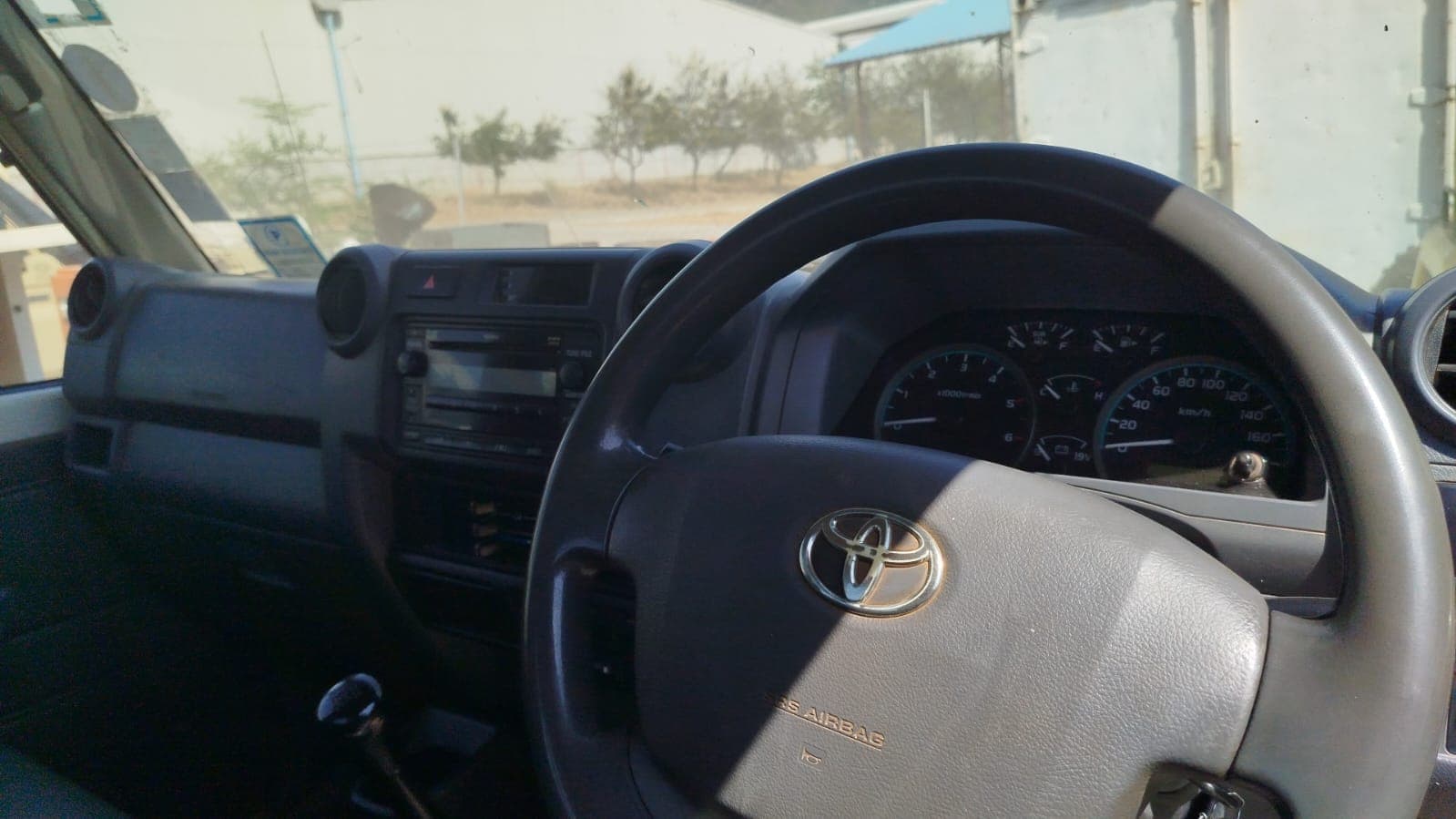 Toyota Land Cruiser 3,18m - 2013 — image 18