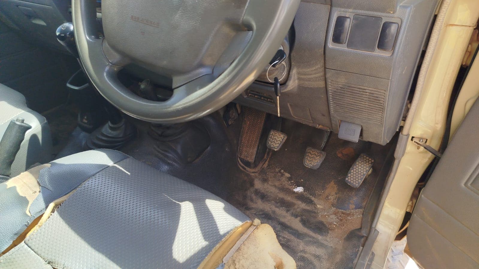 Toyota Land Cruiser 3,18m - 2015 — imagem 14