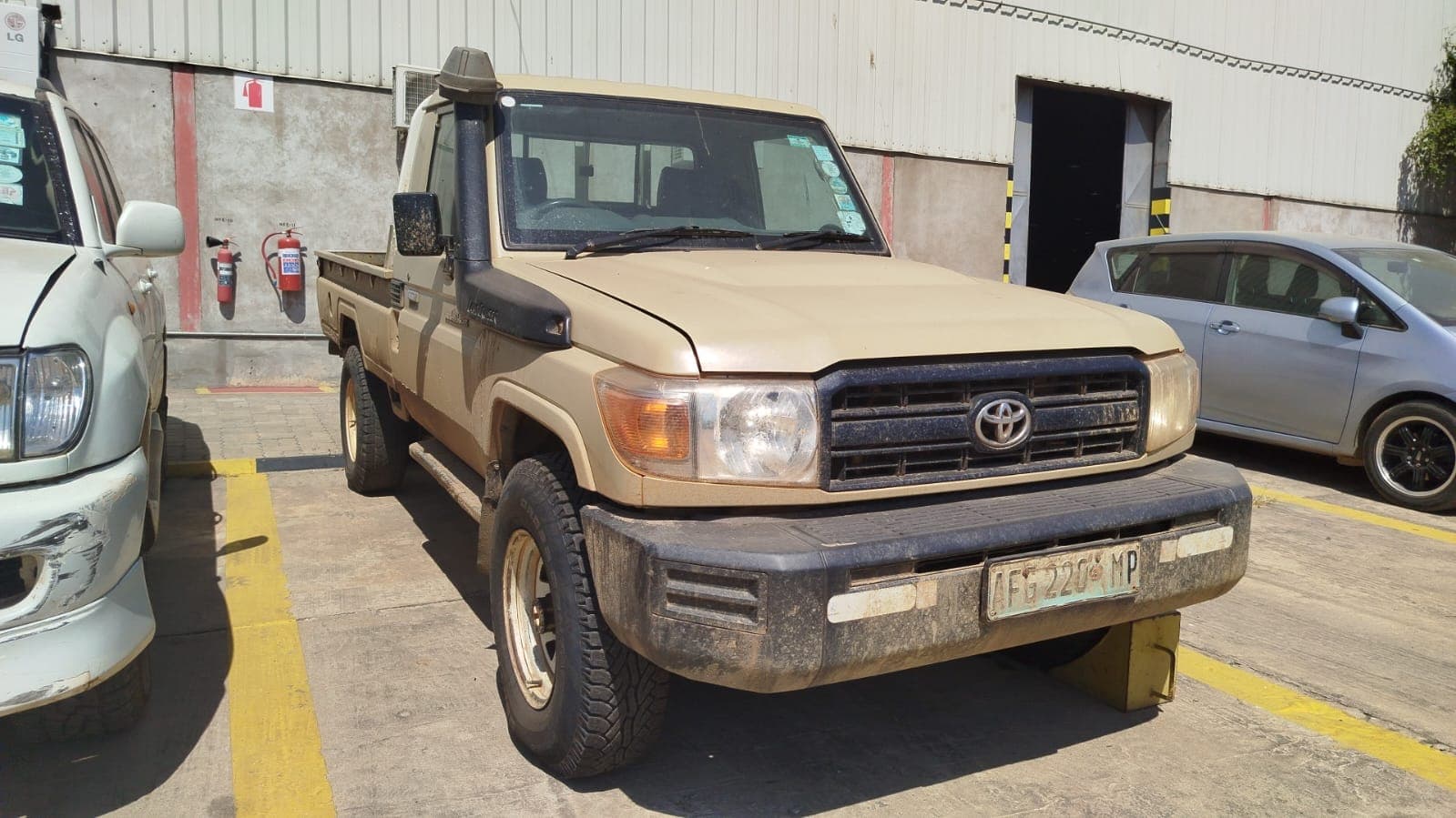 Toyota Land Cruiser 3,18m - 2015 — imagem 2