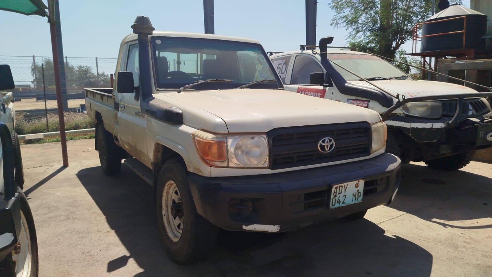 Toyota Land Cruiser 3,18m - 2013 — imagem 2
