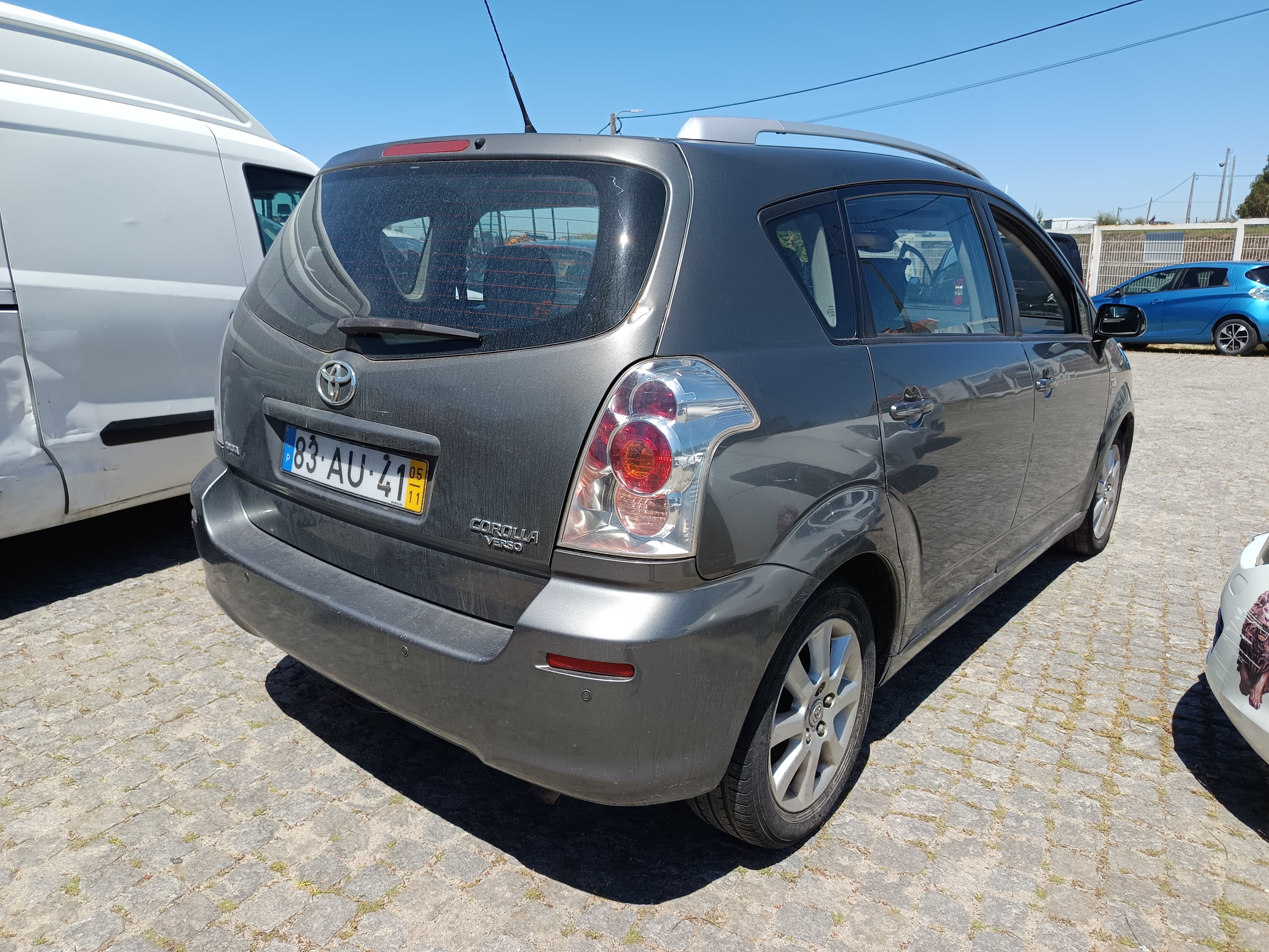 Toyota Carola Verso D4D · 7 Lugares · Ano 2005 — imagem 4