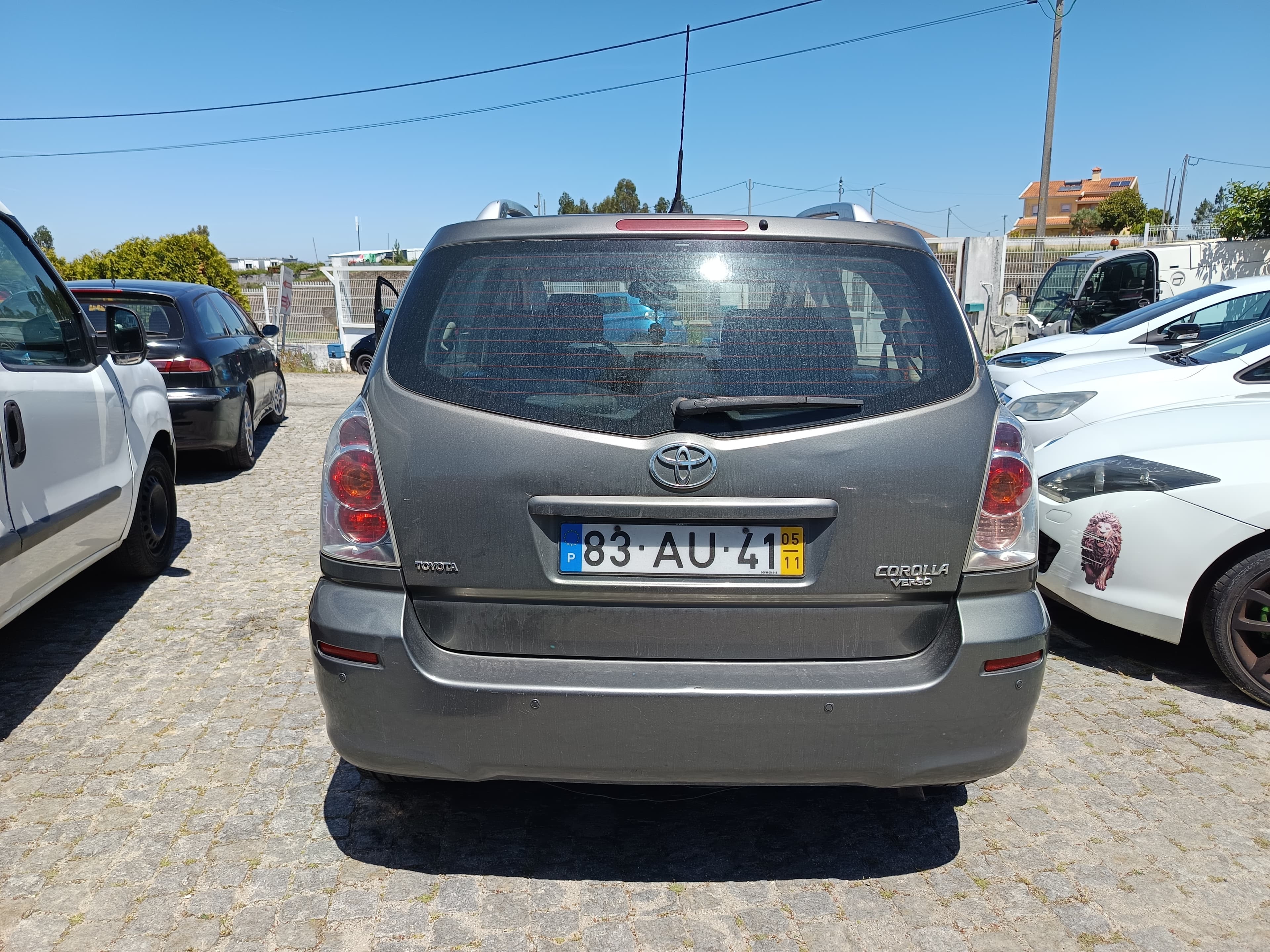 Toyota Carola Verso D4D · 7 Lugares · Ano 2005 — imagem 5