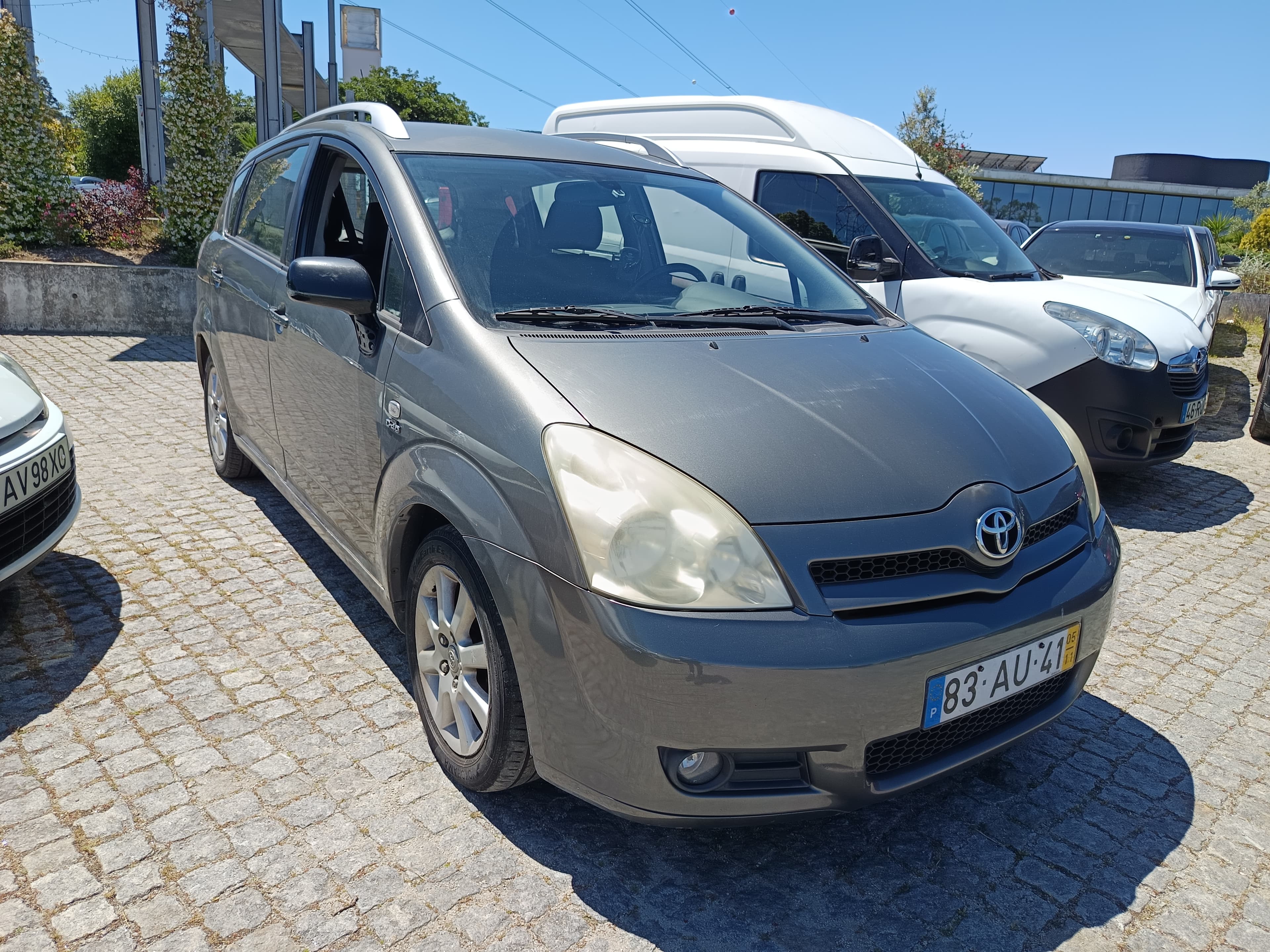 Toyota Carola Verso D4D · 7 Lugares · Ano 2005 — imagem 3
