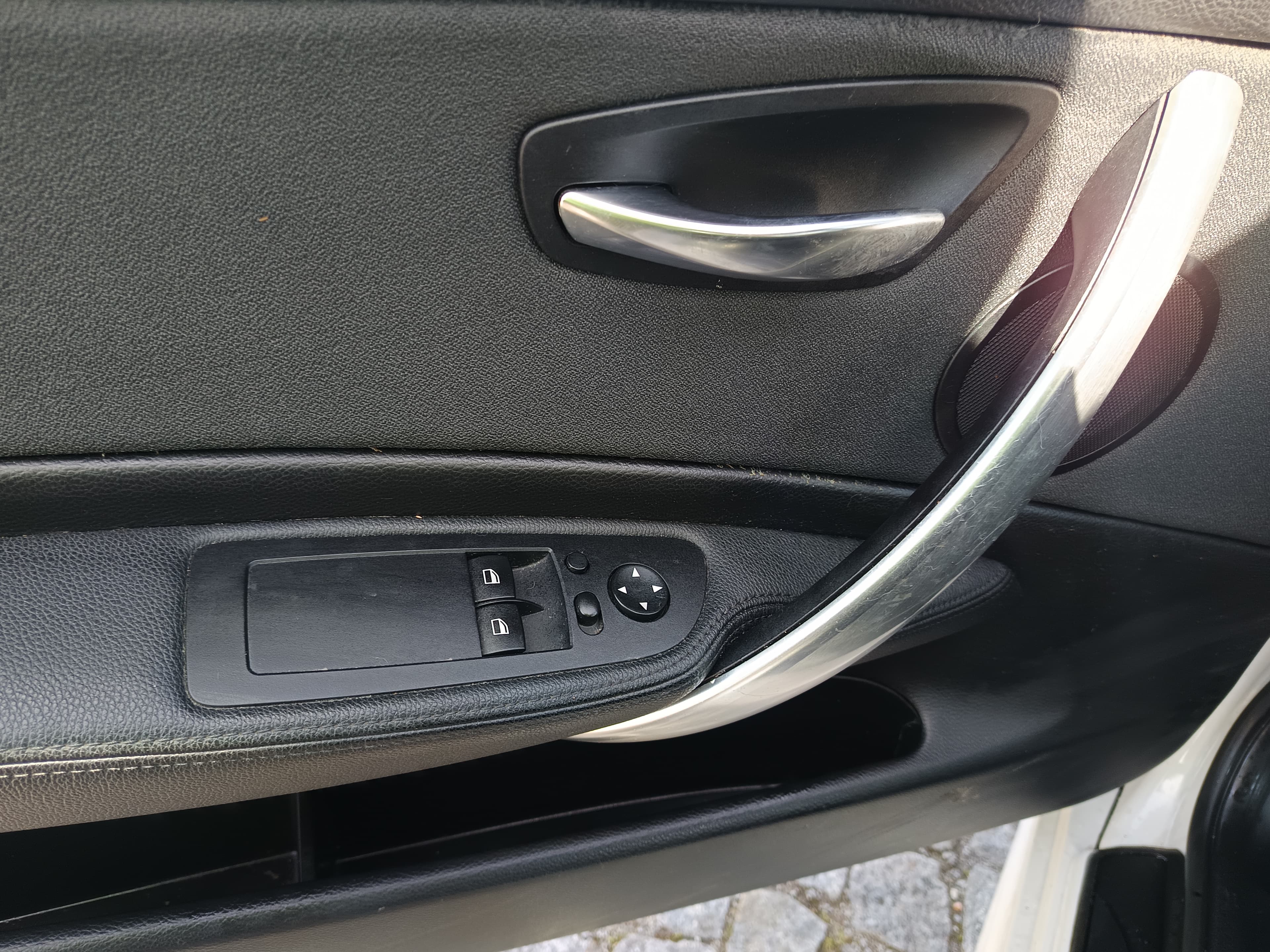 BMW 120 d · Ano 2010 — image 33