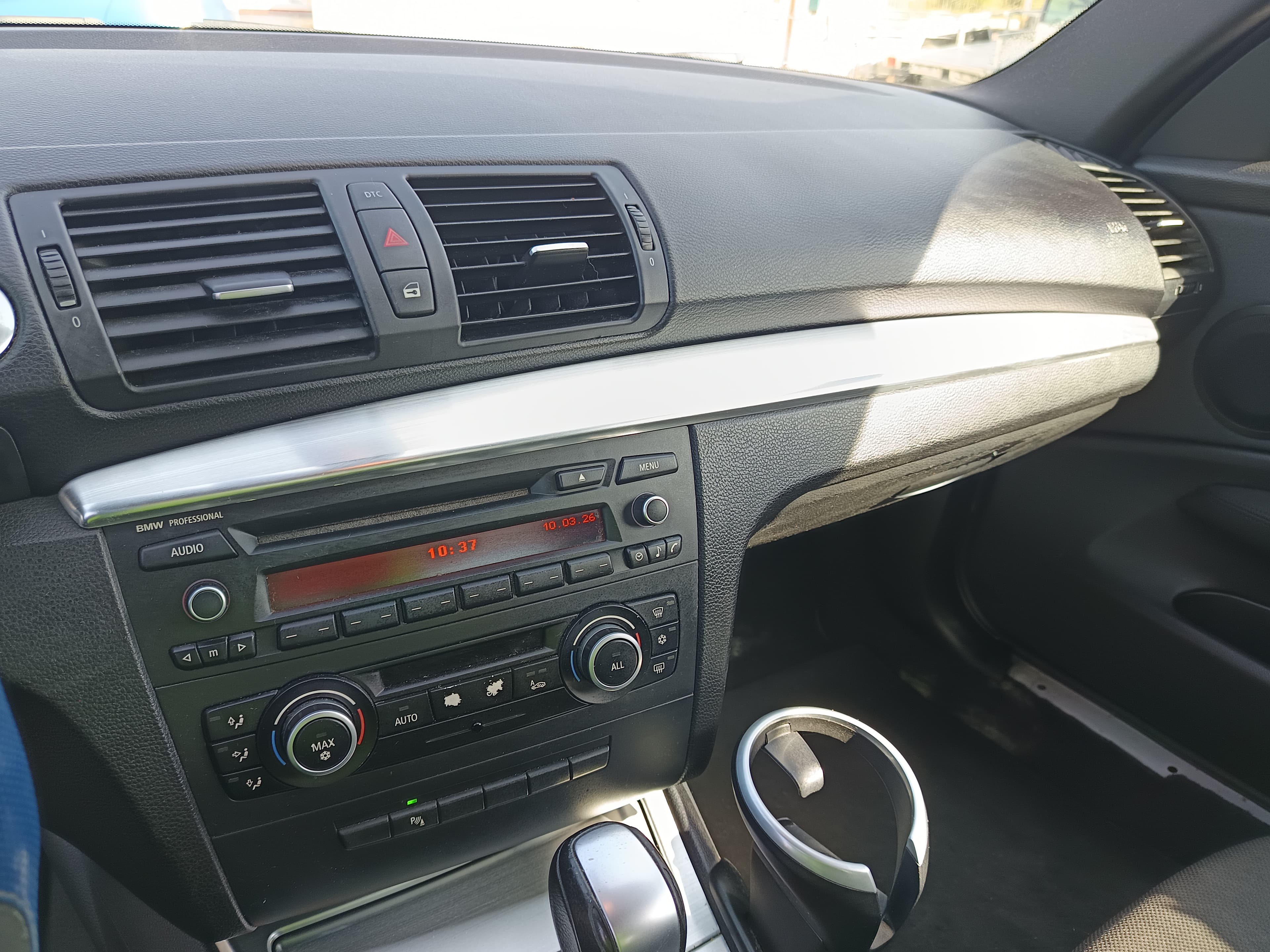 BMW 120 d · Ano 2010 — image 40