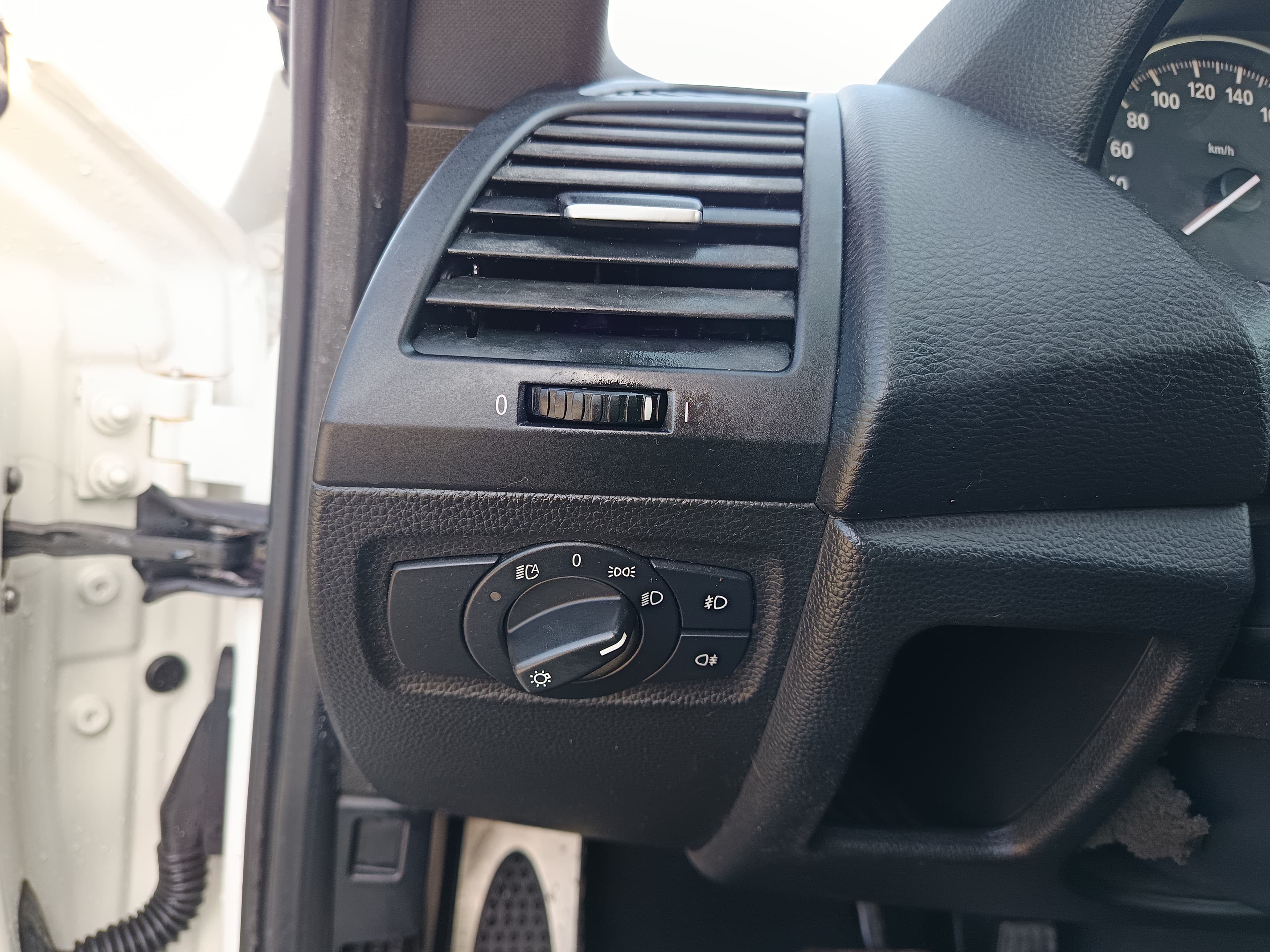 BMW 120 d · Ano 2010 — image 48