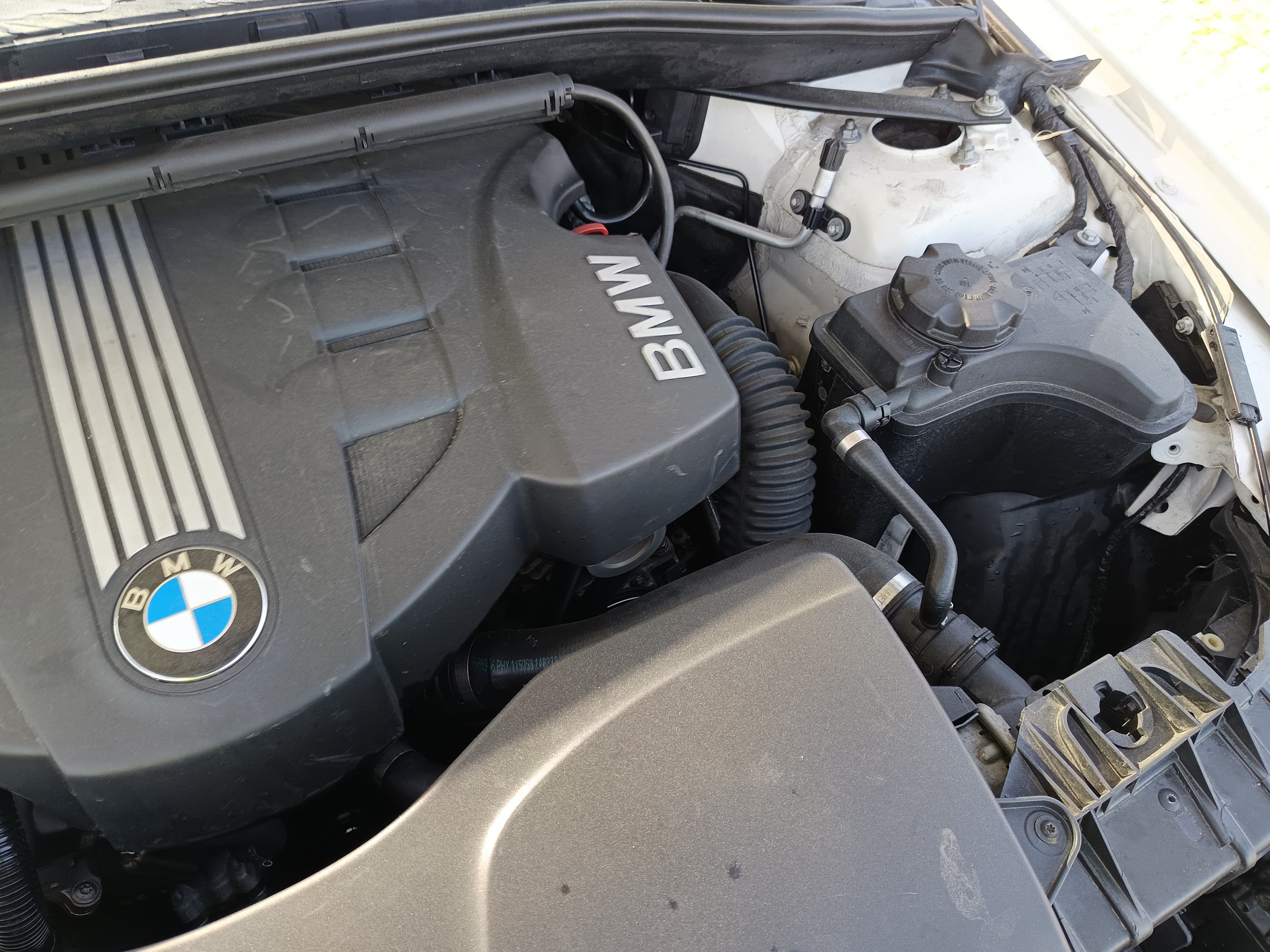 BMW 120 d · Ano 2010 — image 25