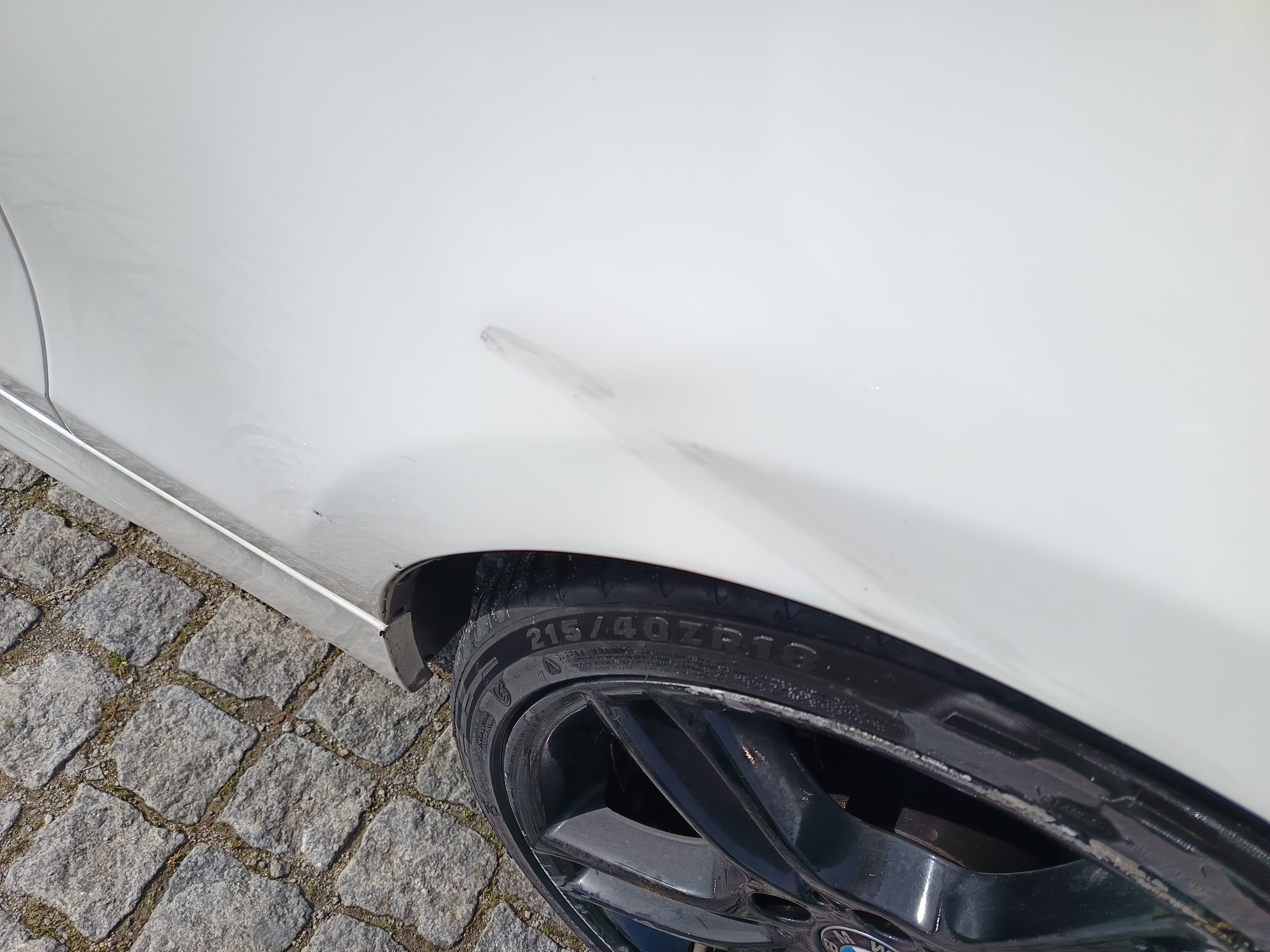 BMW 120 d · Ano 2010 — image 12