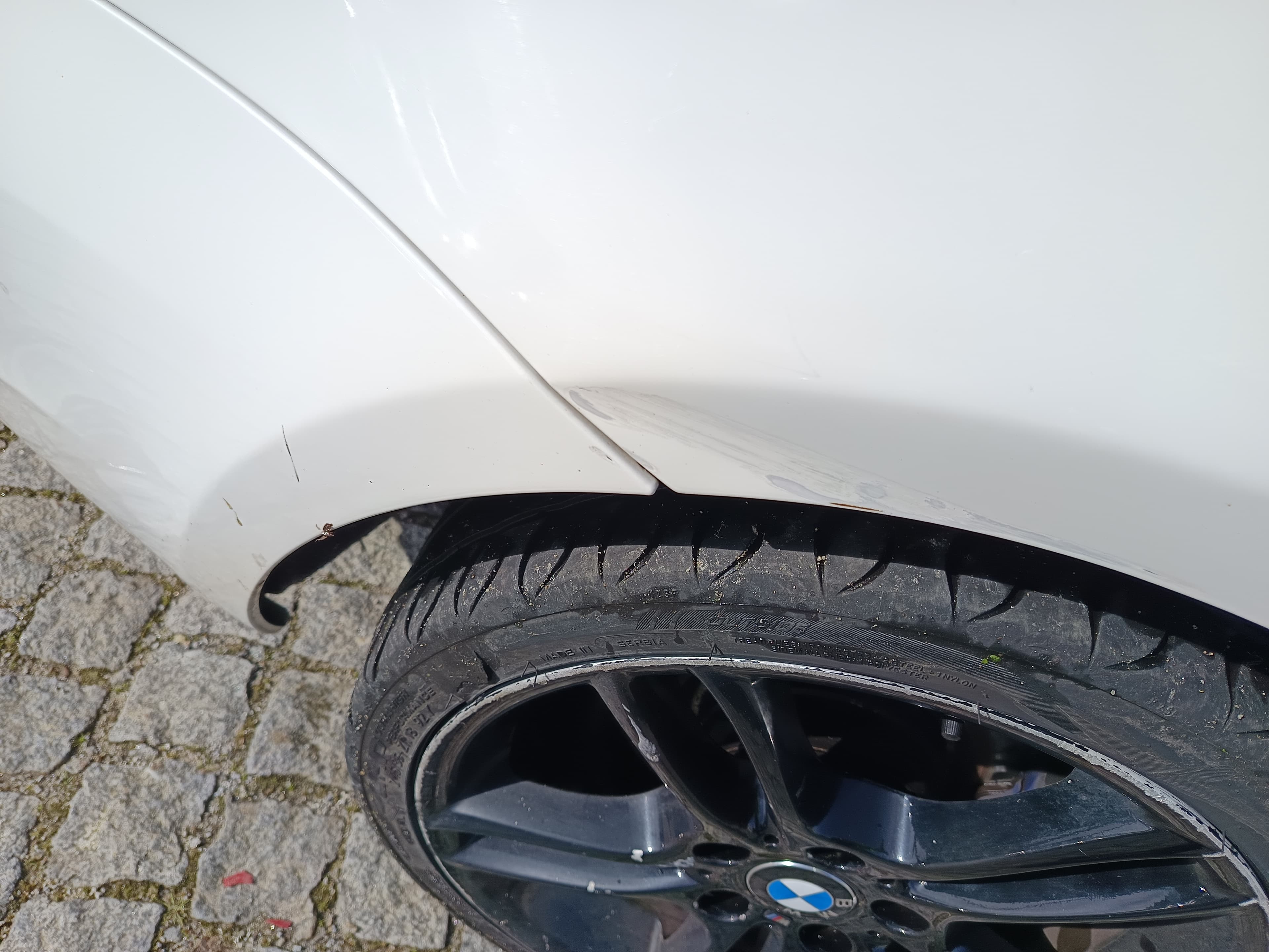 BMW 120 d · Ano 2010 — image 16