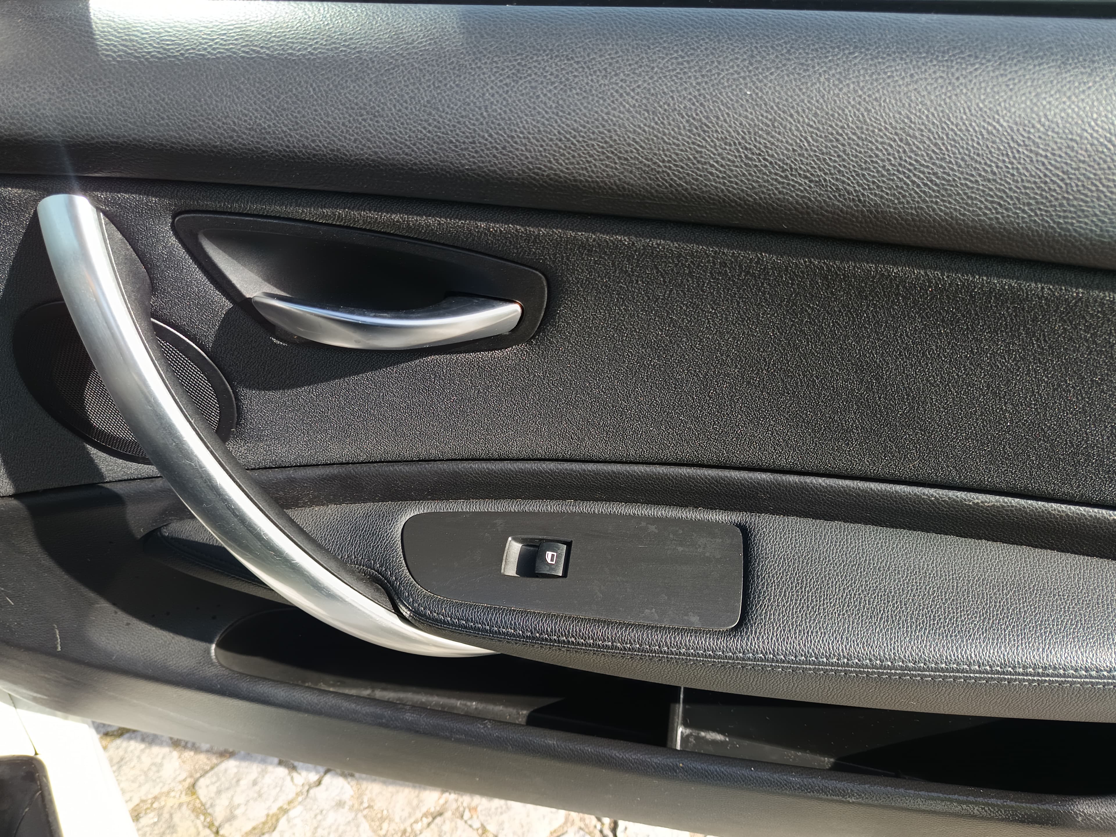 BMW 120 d · Ano 2010 — image 28