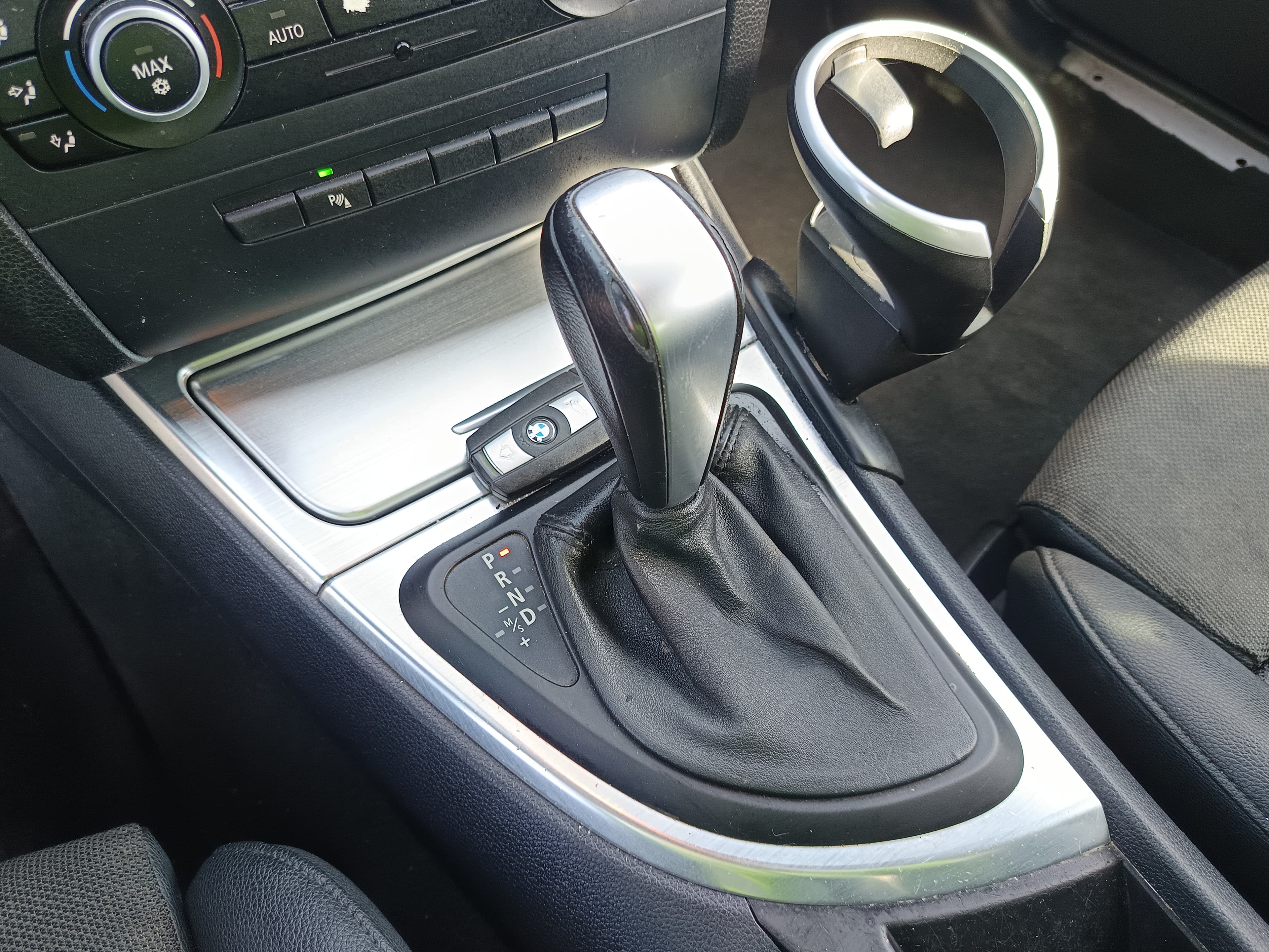BMW 120 d · Ano 2010 — image 42