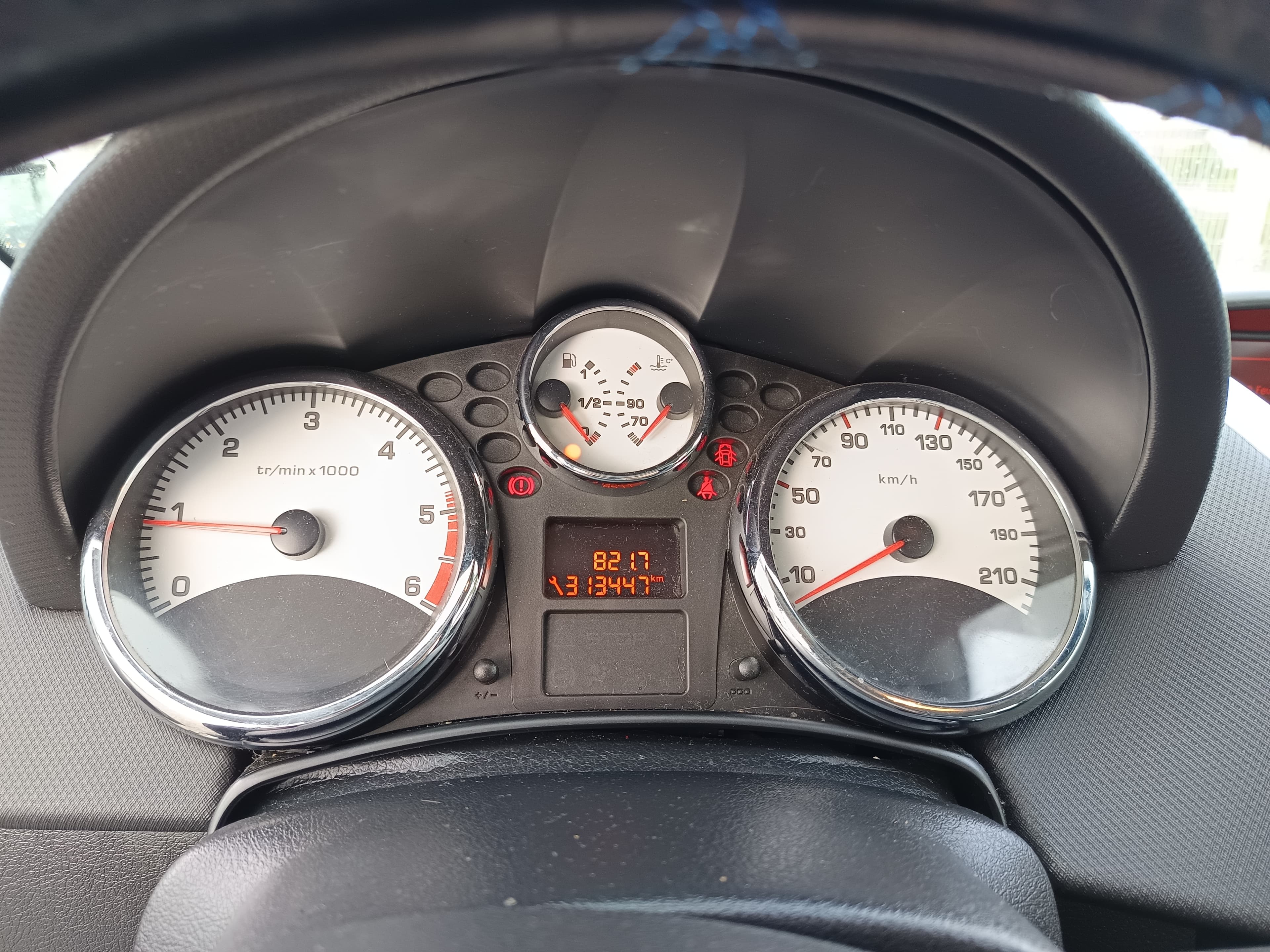 Peugeot 207 · Ano 2011 — imagen 37