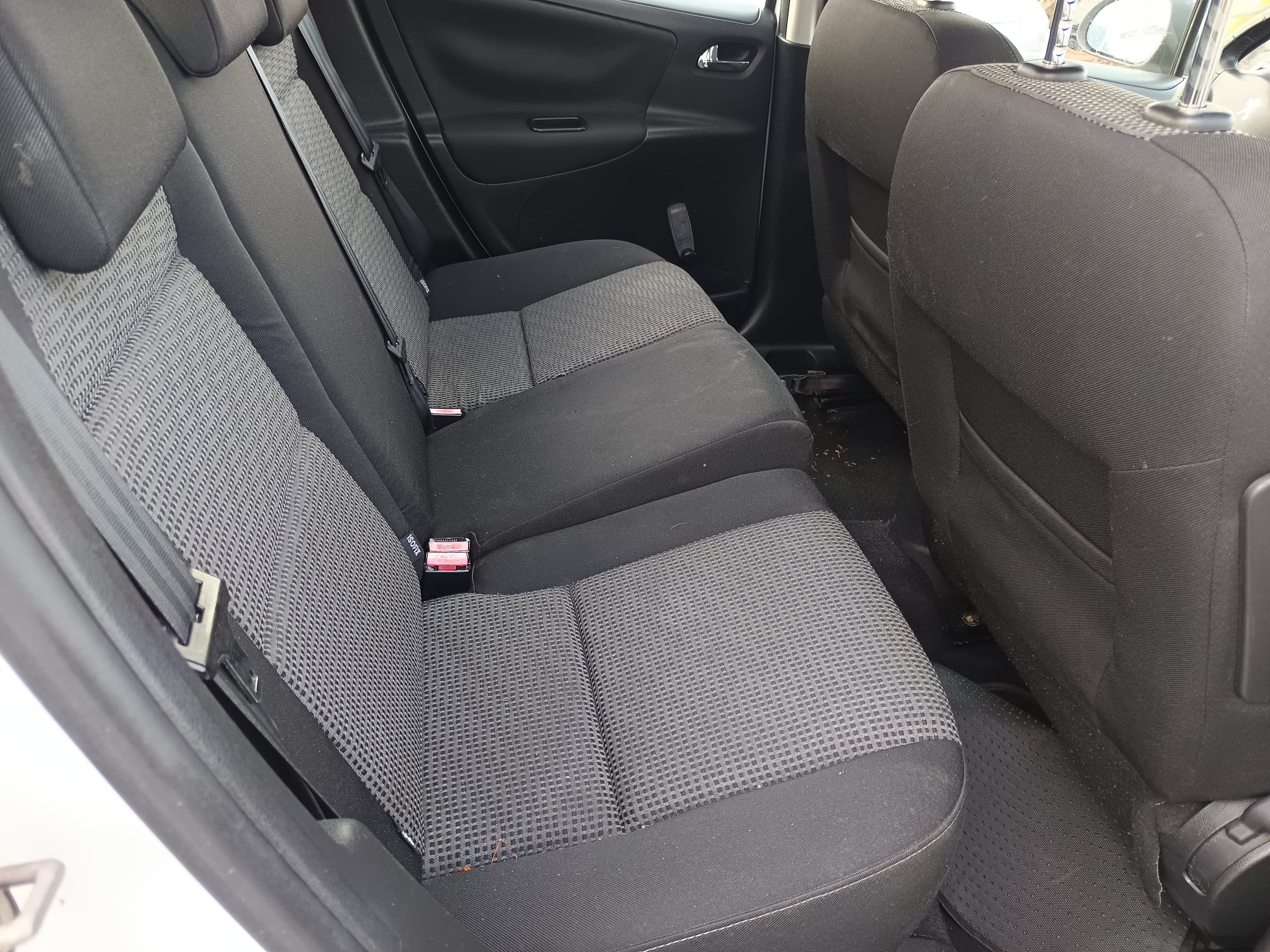 Peugeot 207 · Ano 2011 — imagen 23