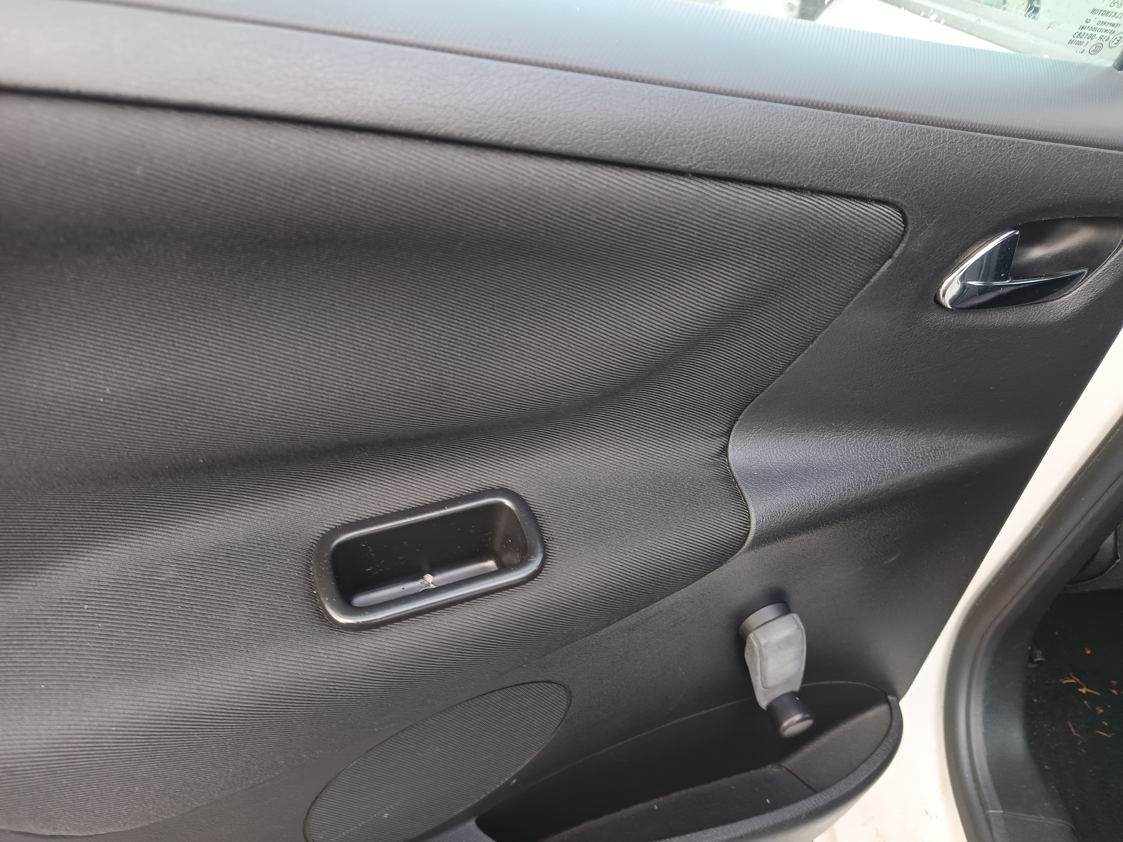 Peugeot 207 · Ano 2011 — imagen 28