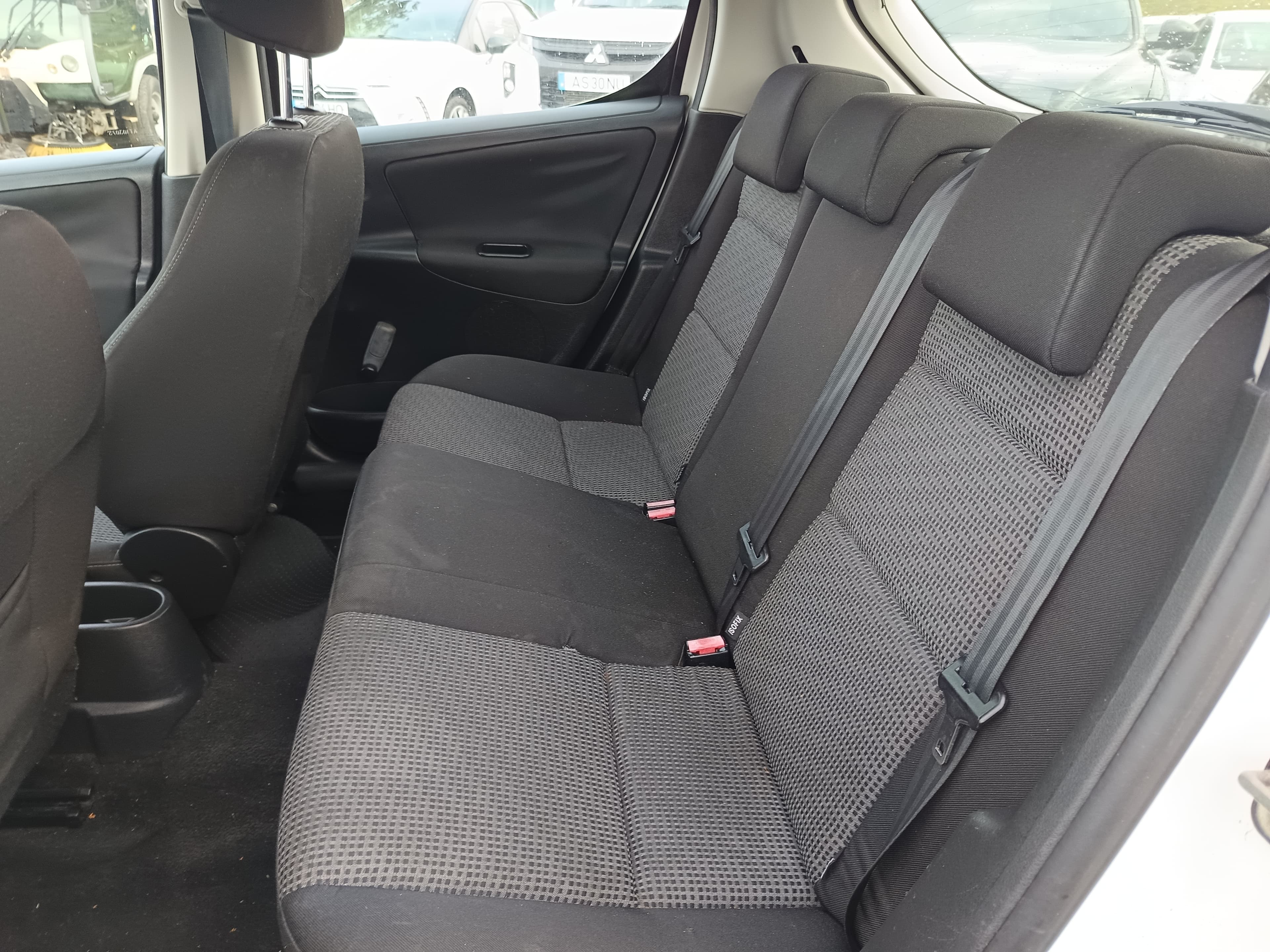 Peugeot 207 · Ano 2011 — imagen 29