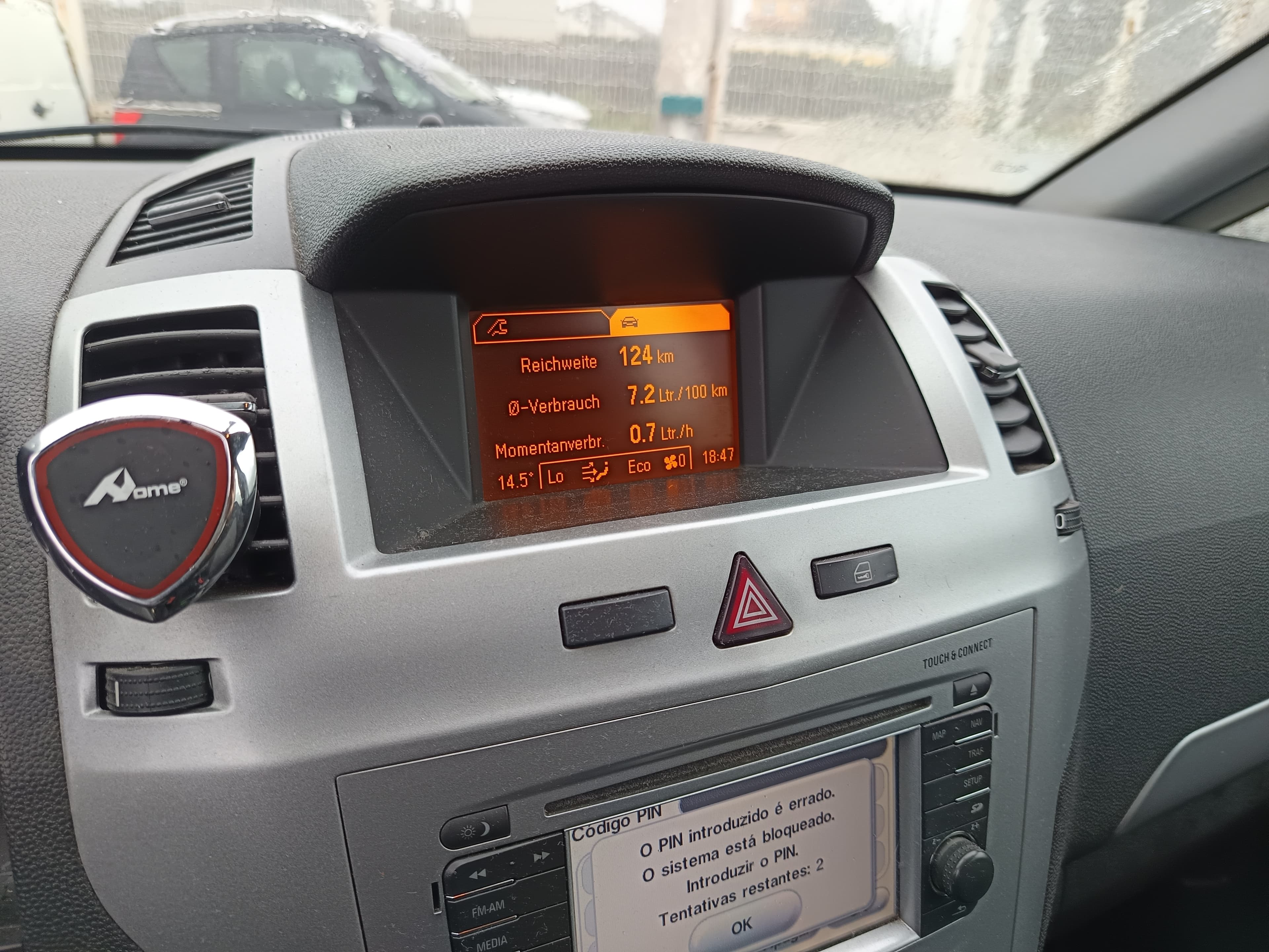 Opel Zafira · Ano 2012 — imagem 36