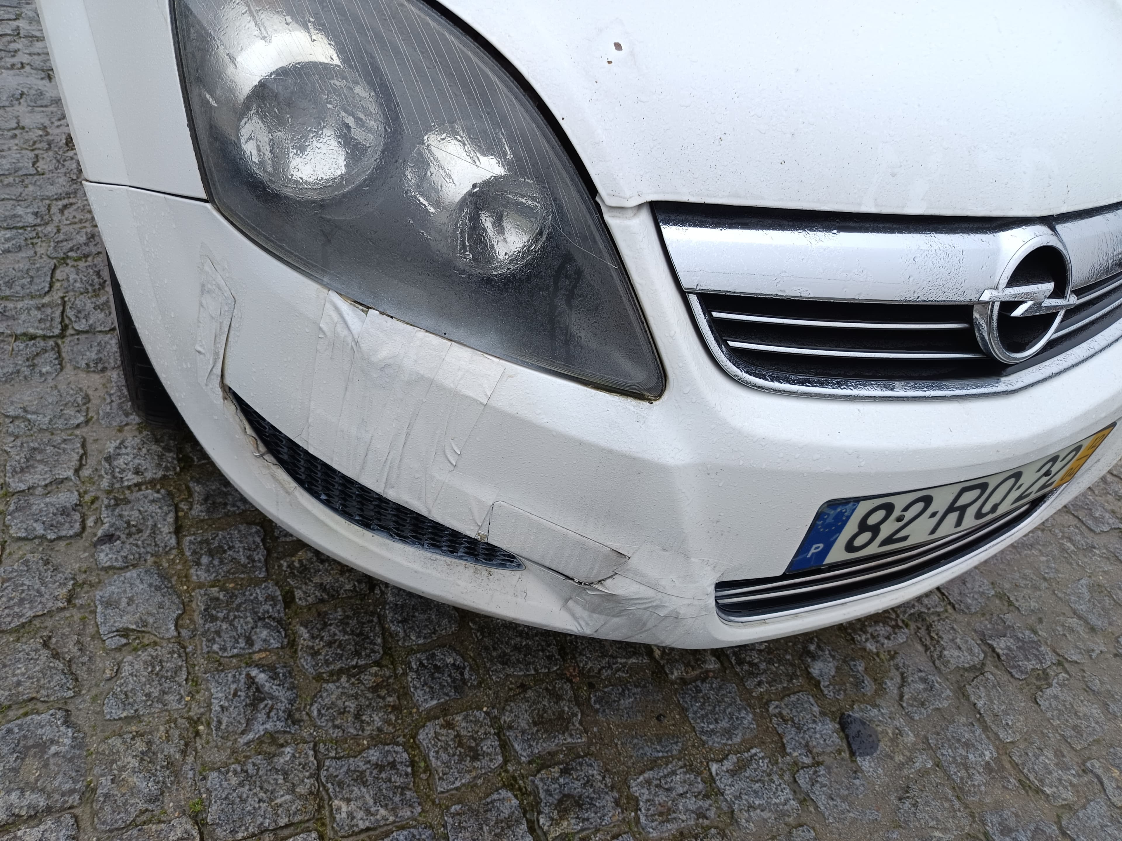 Opel Zafira · Ano 2012 — imagem 11