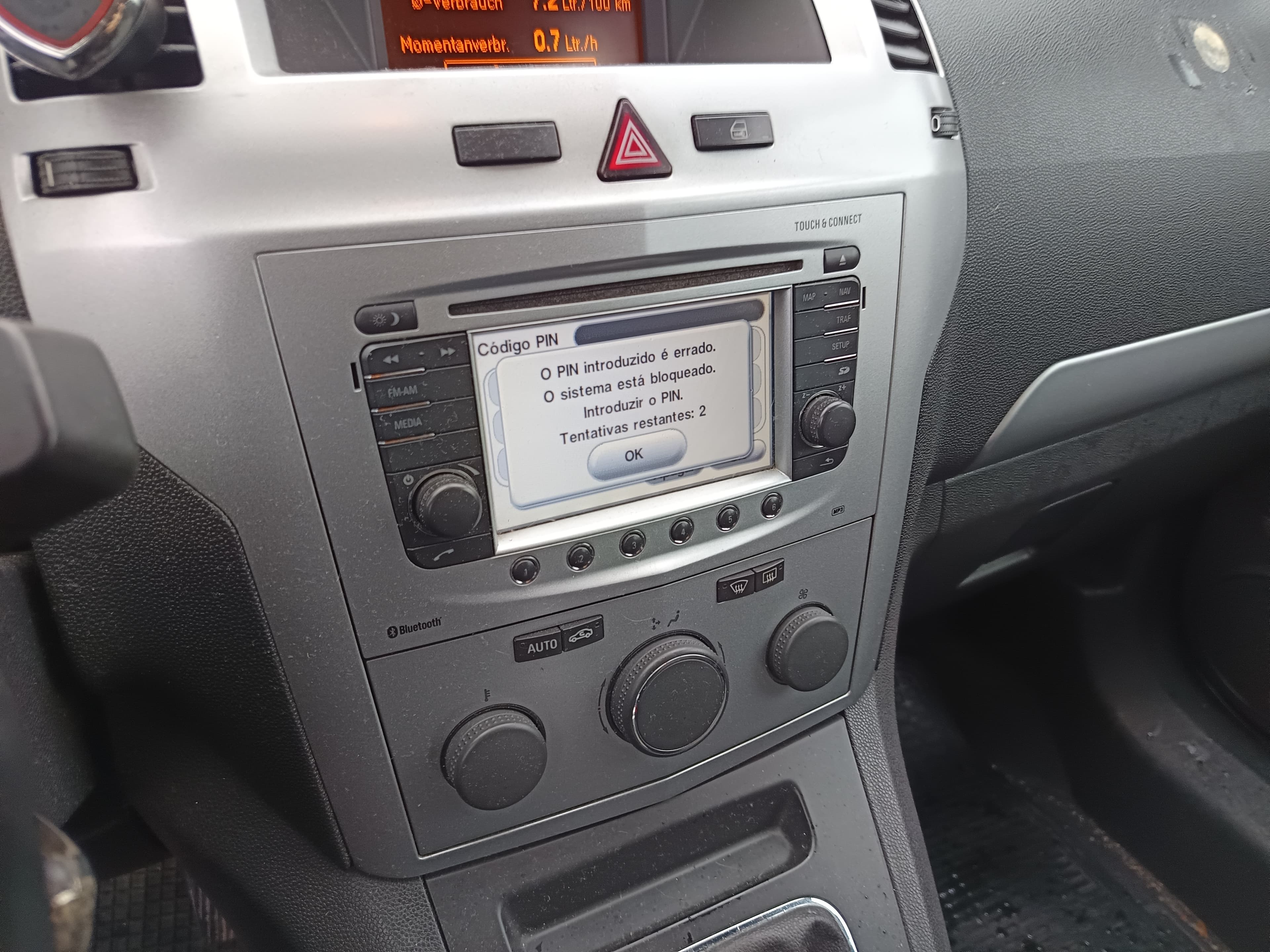 Opel Zafira · Ano 2012 — imagem 37