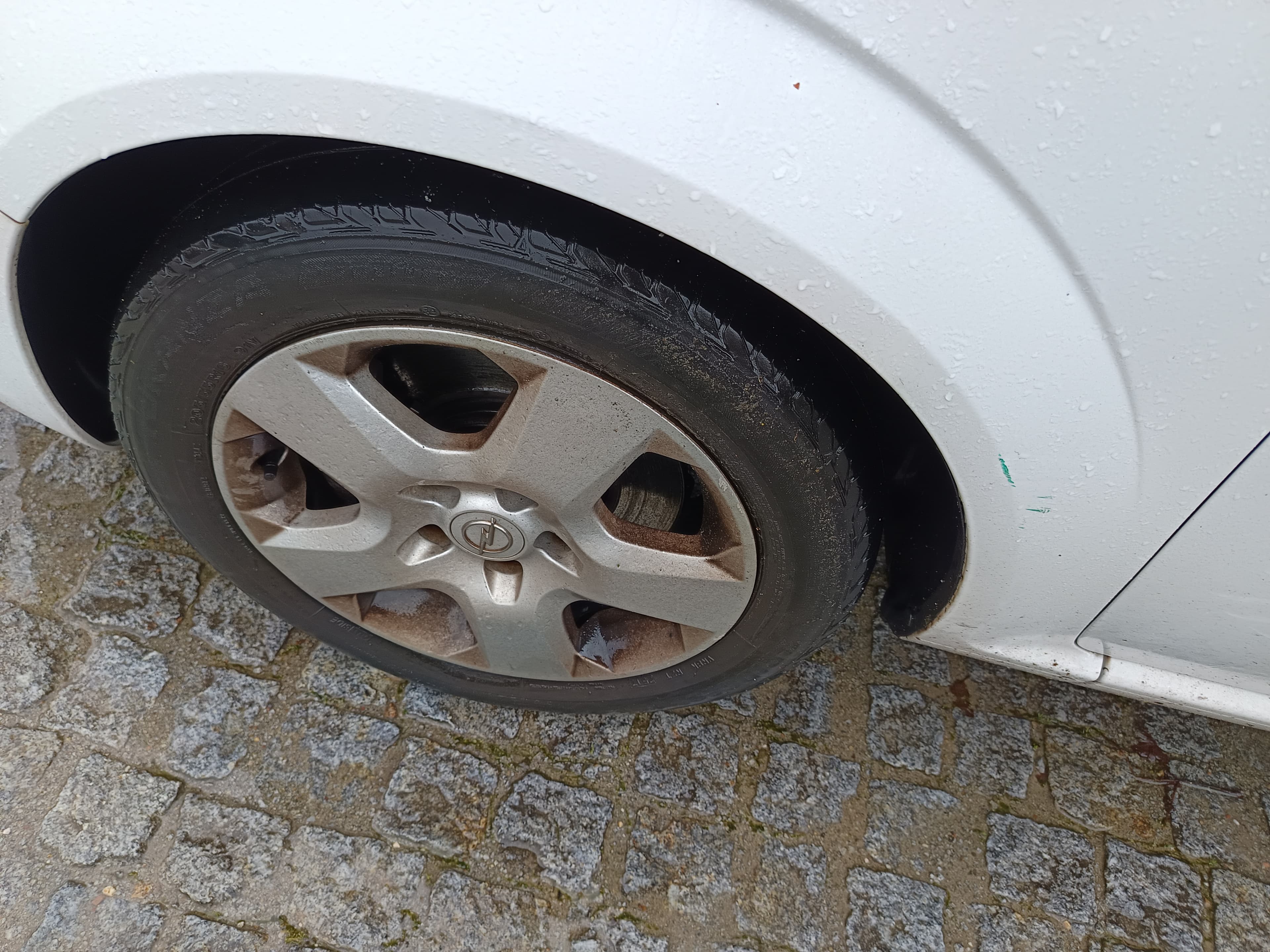 Opel Zafira · Ano 2012 — imagem 19