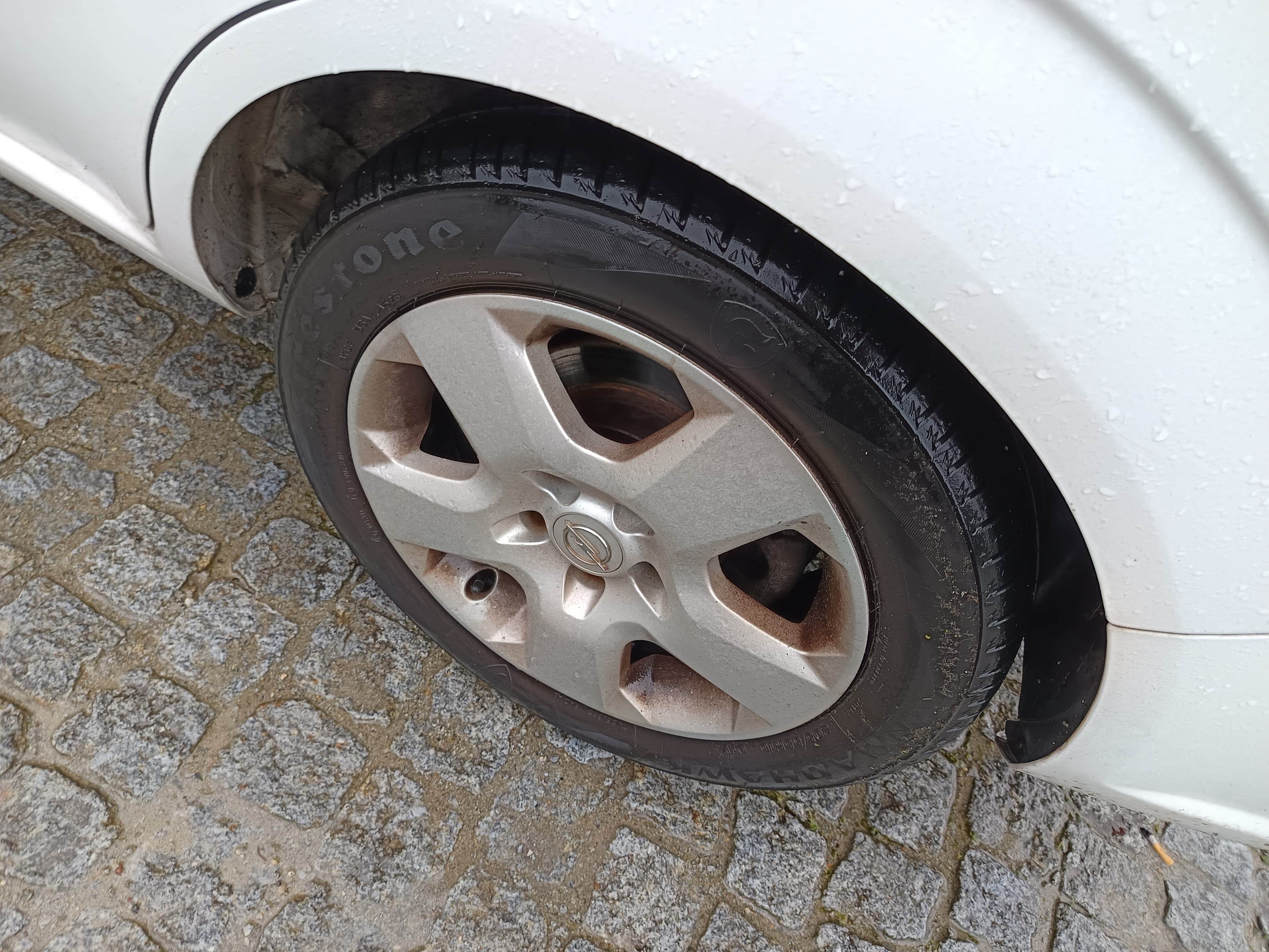 Opel Zafira · Ano 2012 — imagem 18