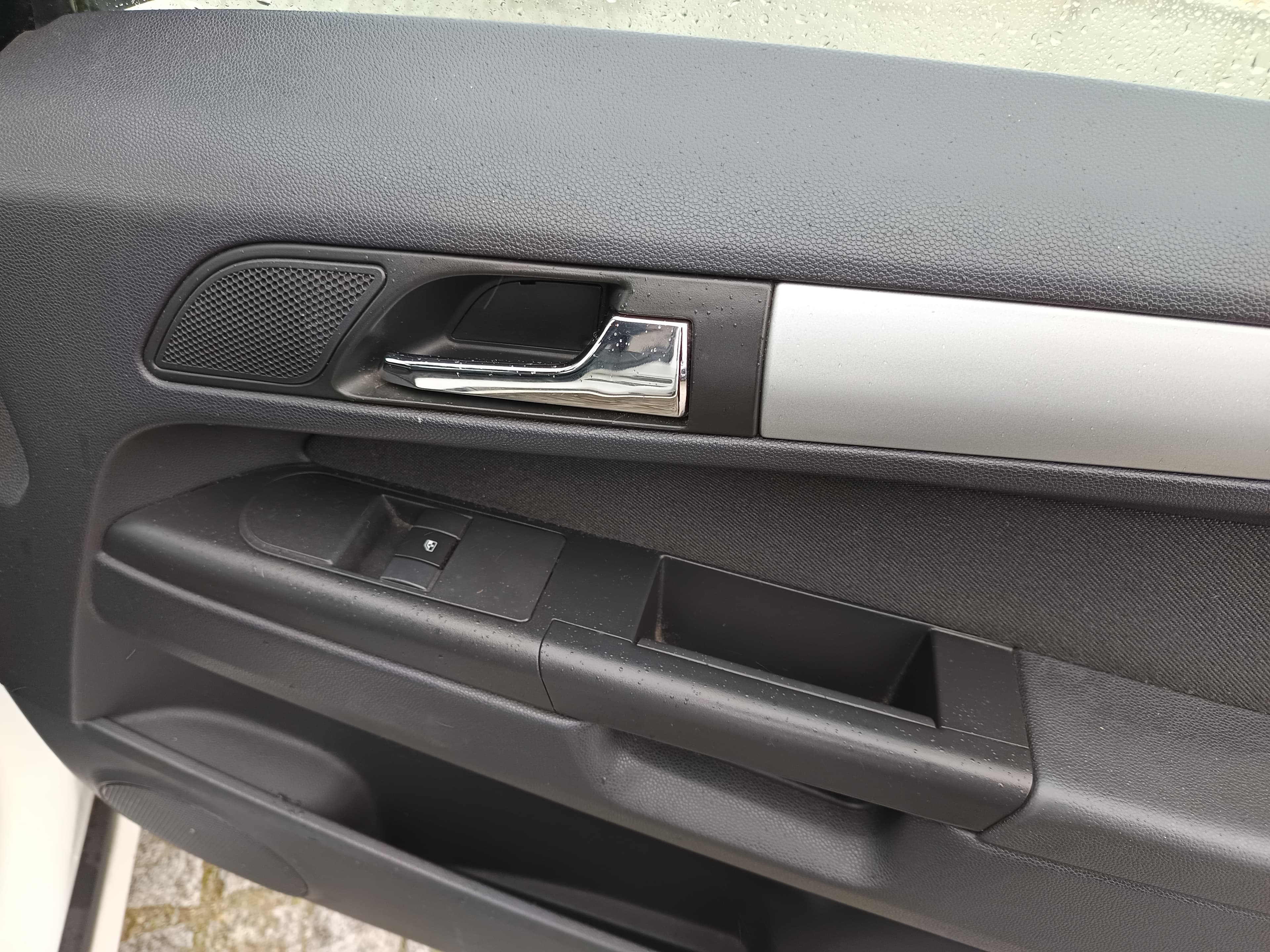 Opel Zafira · Ano 2012 — imagem 24