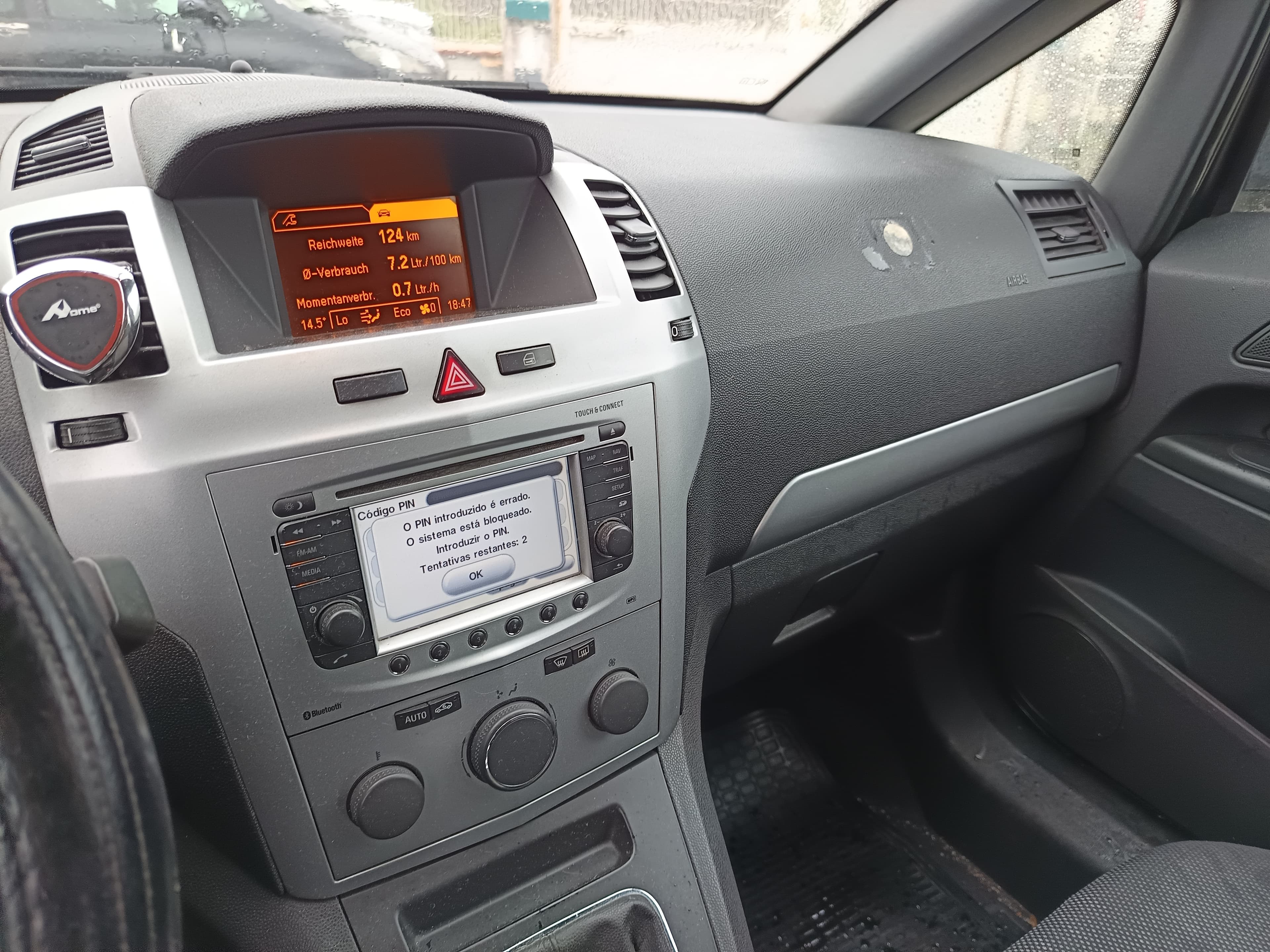 Opel Zafira · Ano 2012 — imagem 35