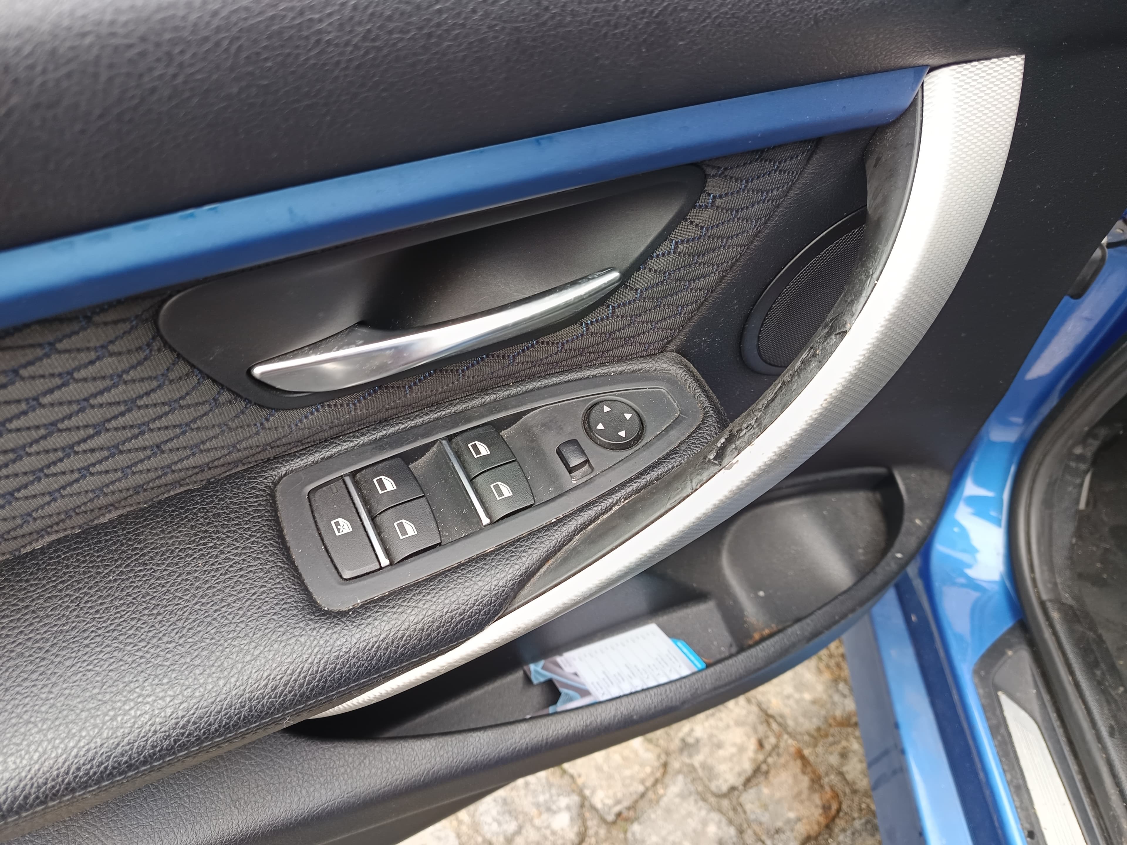 BMW 318 d · Ano 2016 — imagem 29