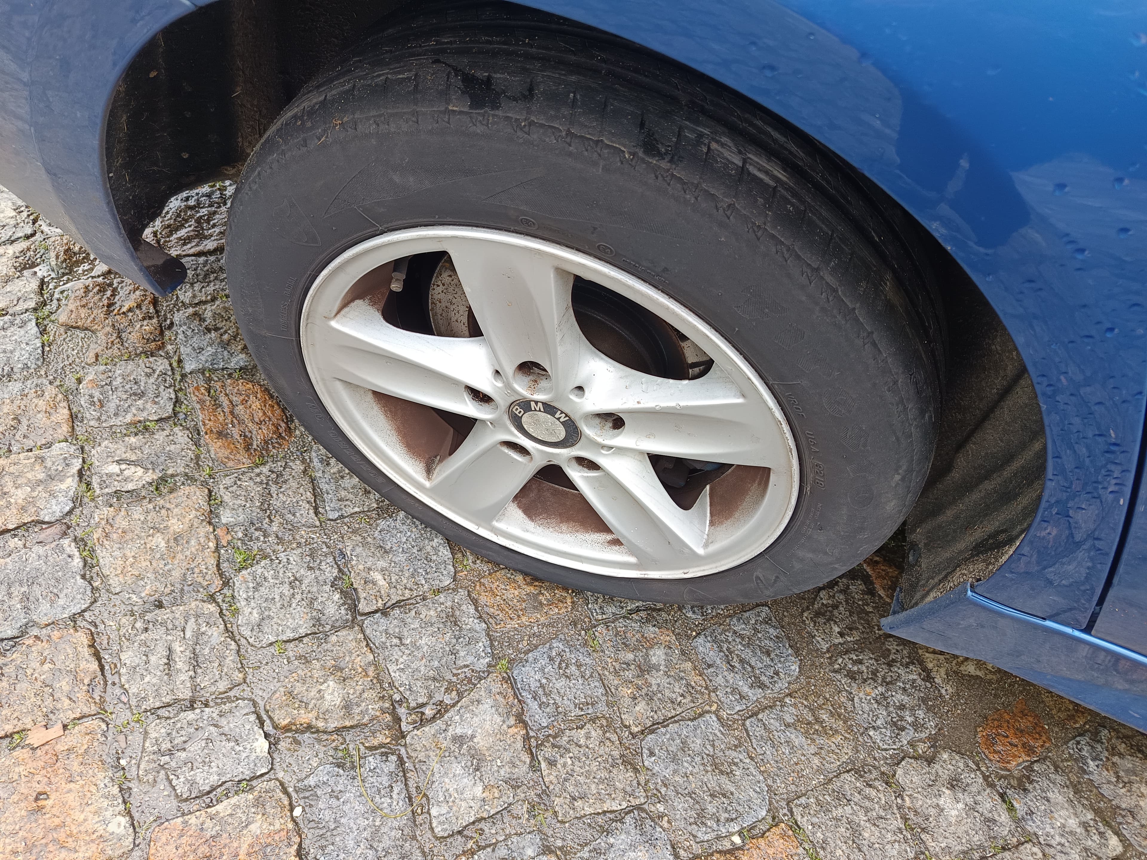 BMW 318 d · Ano 2016 — imagem 8