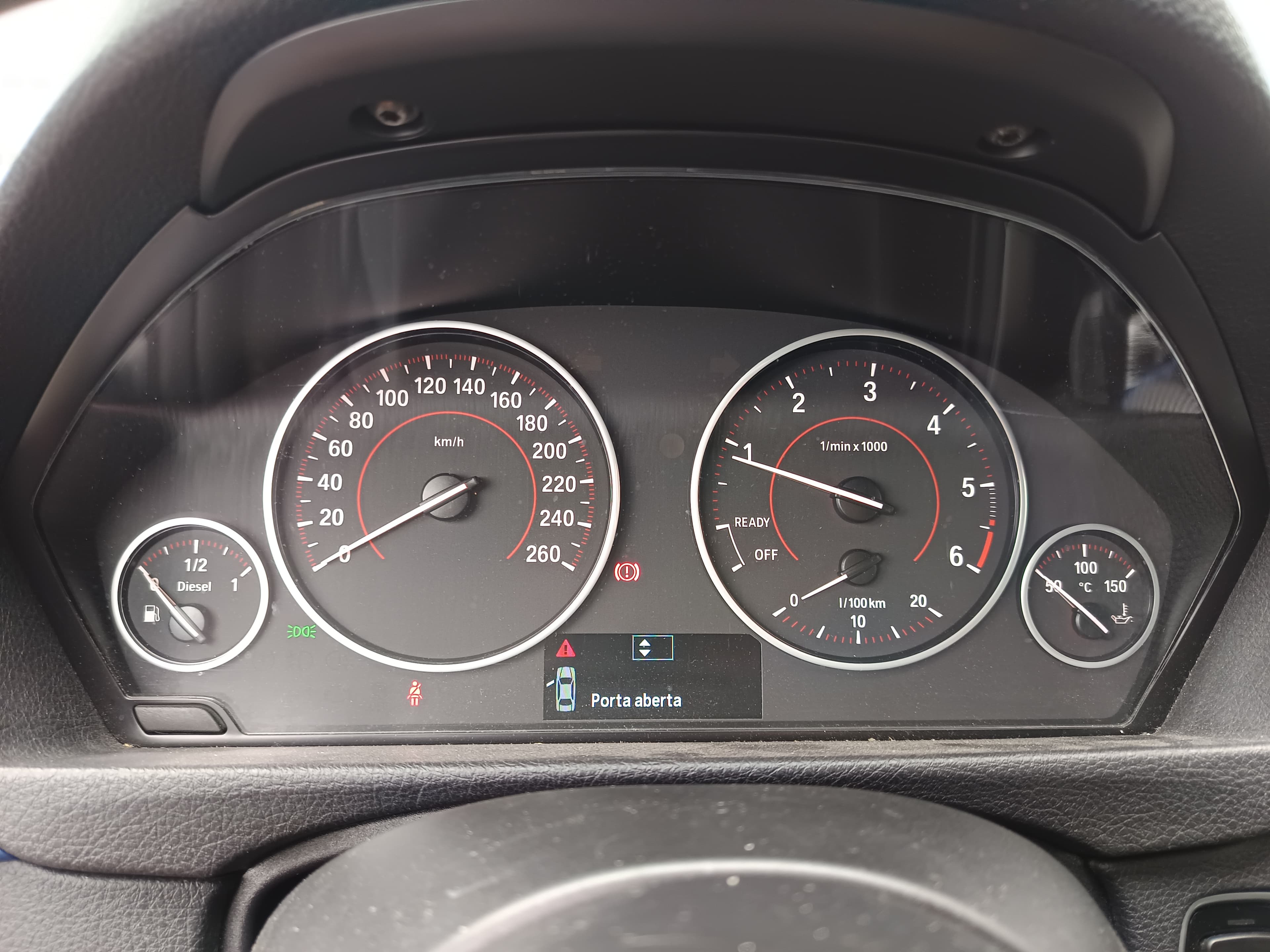 BMW 318 d · Ano 2016 — imagem 38