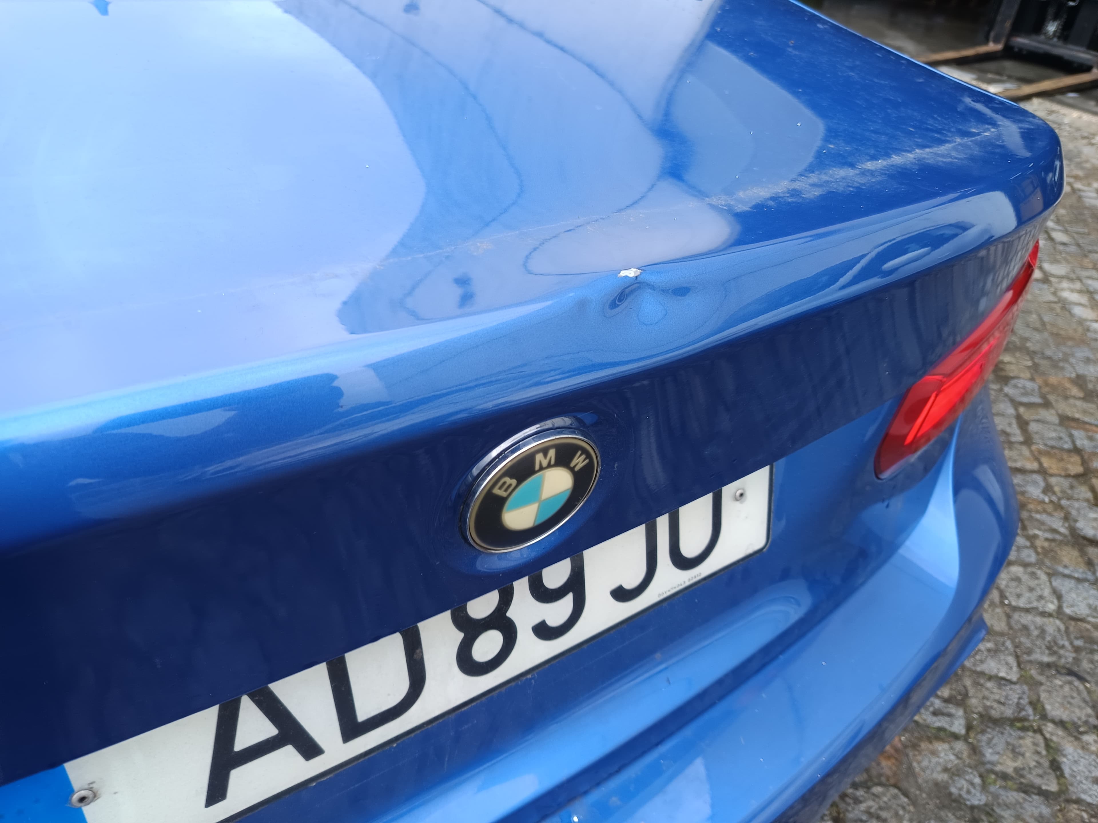 BMW 318 d · Ano 2016 — imagem 11