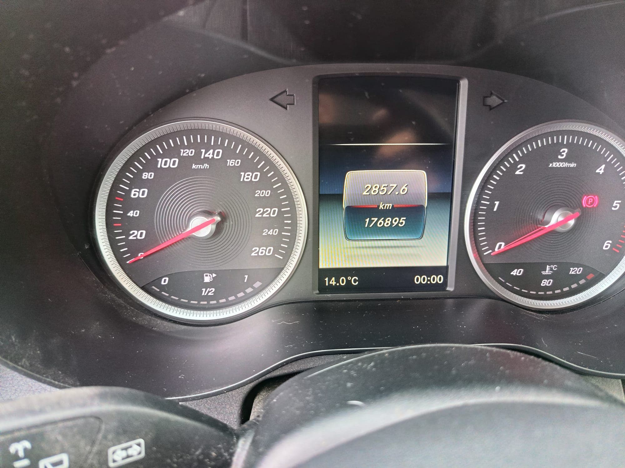 Mercedes-Benz C 180 · Ano 2016 — image 15