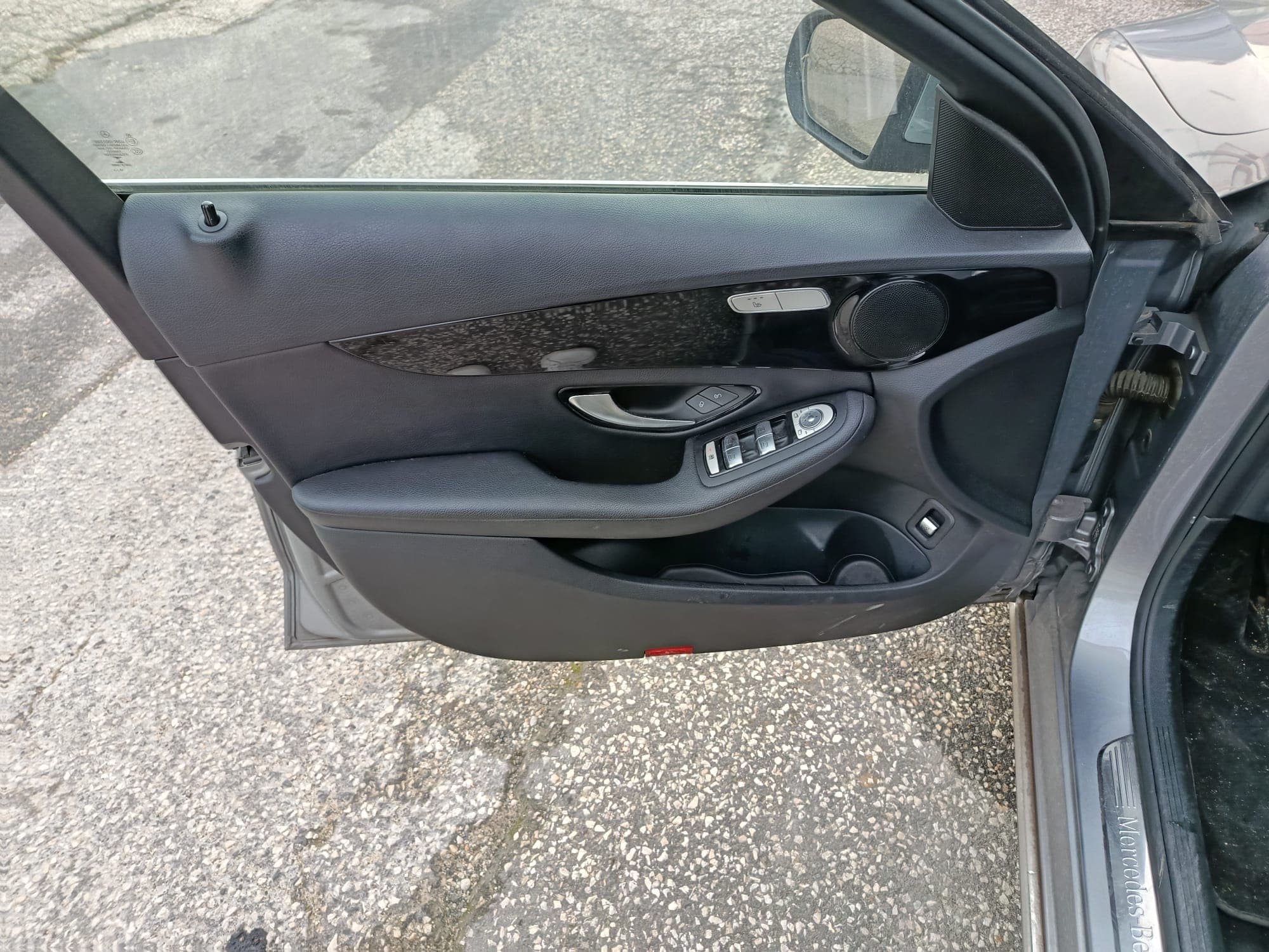Mercedes-Benz C 180 · Ano 2016 — image 20