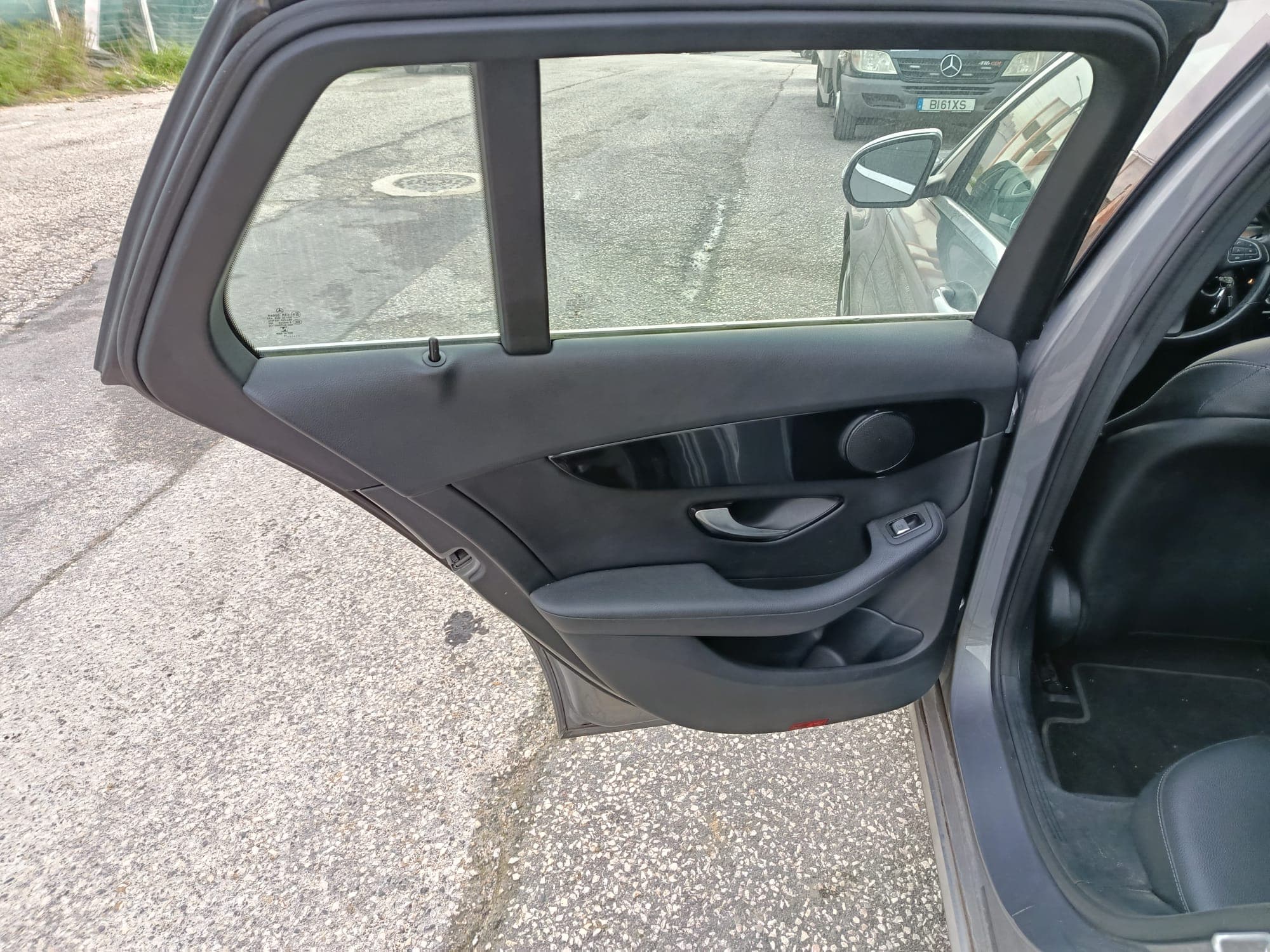 Mercedes-Benz C 180 · Ano 2016 — image 19