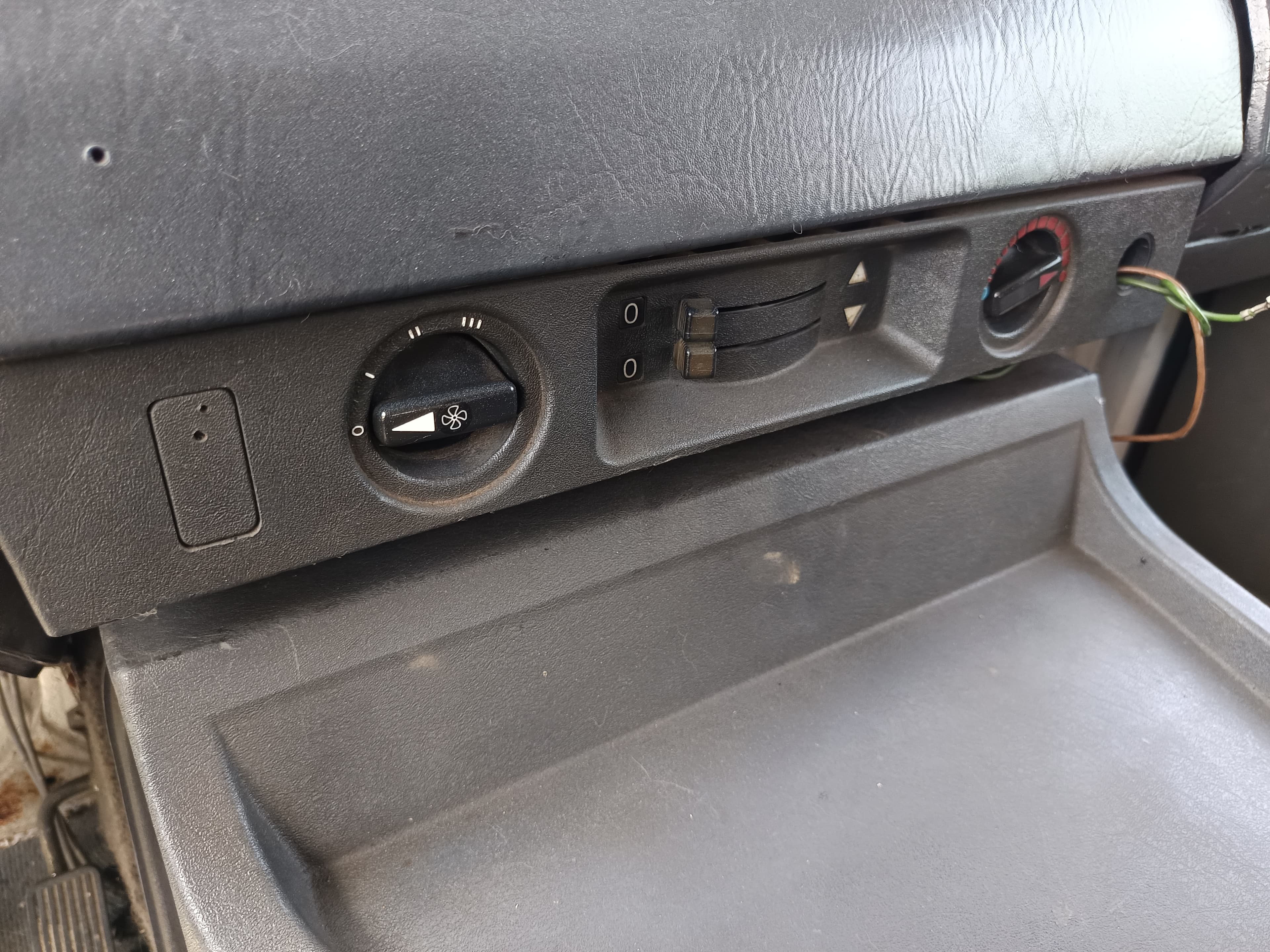 Mercedes-Benz MB 140 · Ano 1988 — image 28