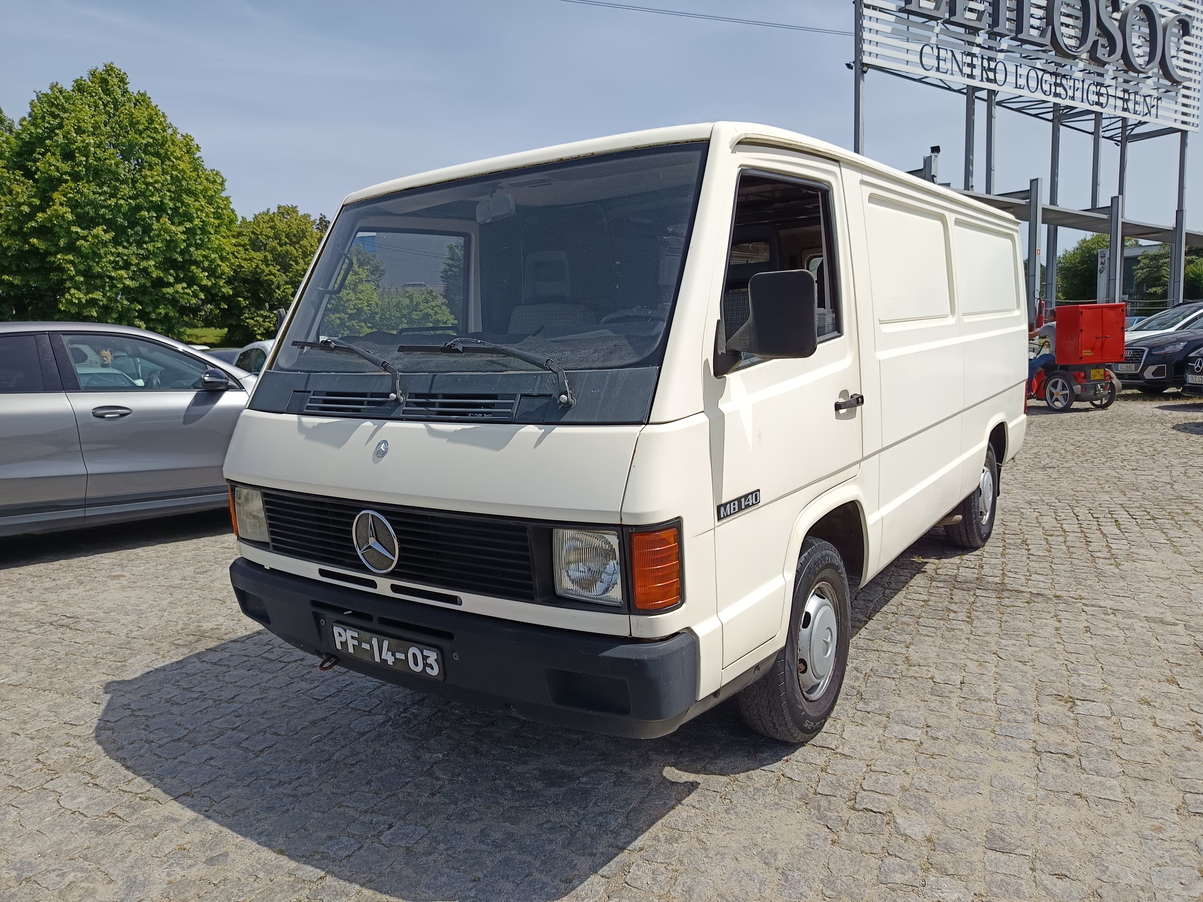 Mercedes-Benz MB 140 · Ano 1988 — image 1