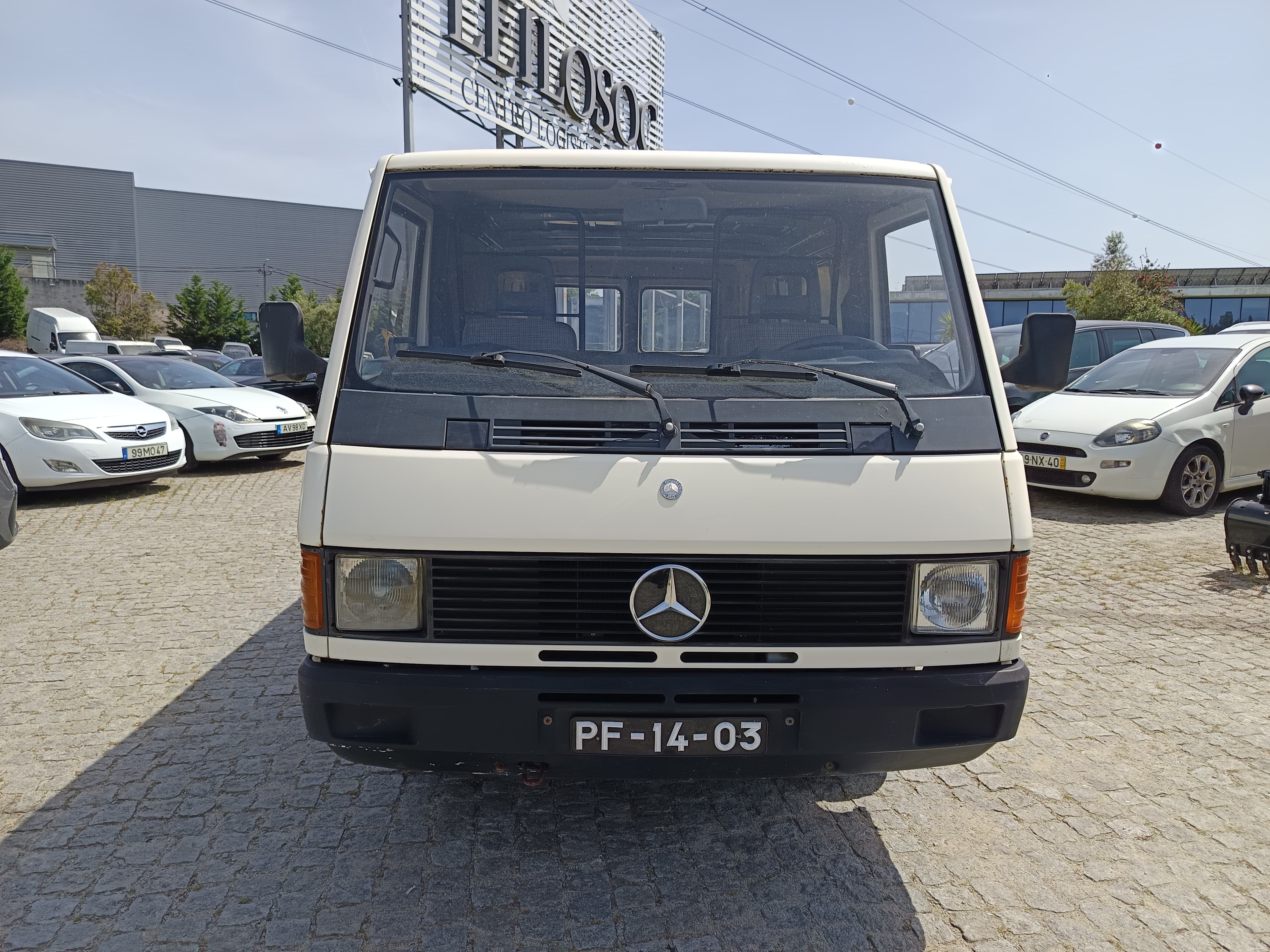 Mercedes-Benz MB 140 · Ano 1988 — image 2