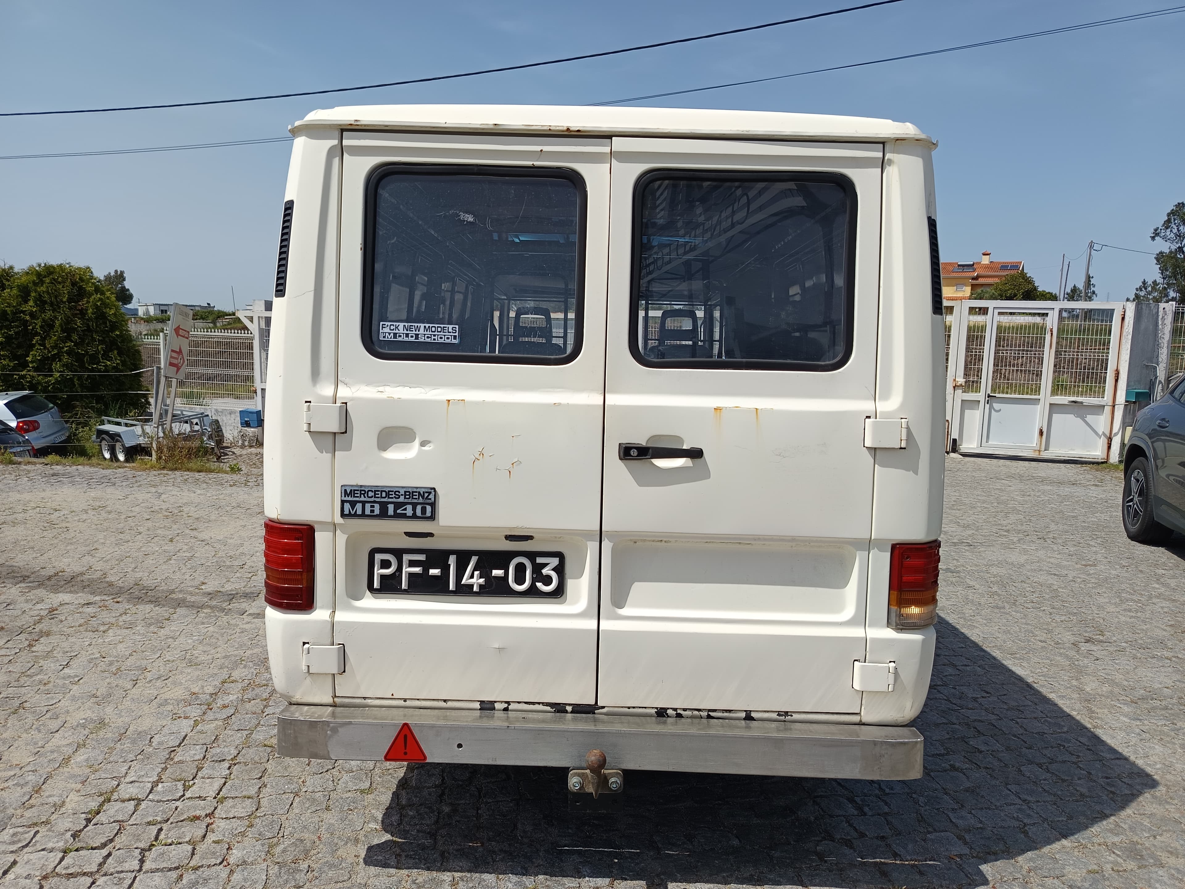 Mercedes-Benz MB 140 · Ano 1988 — image 5