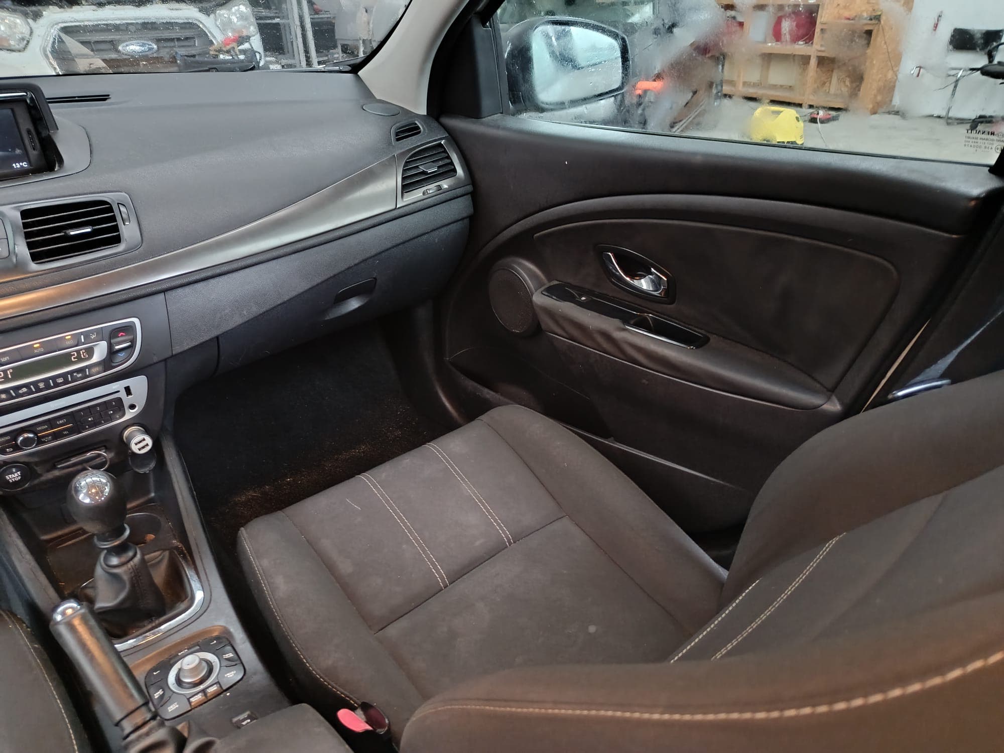 Renault  Mégane · Ano 2015 — imagen 14