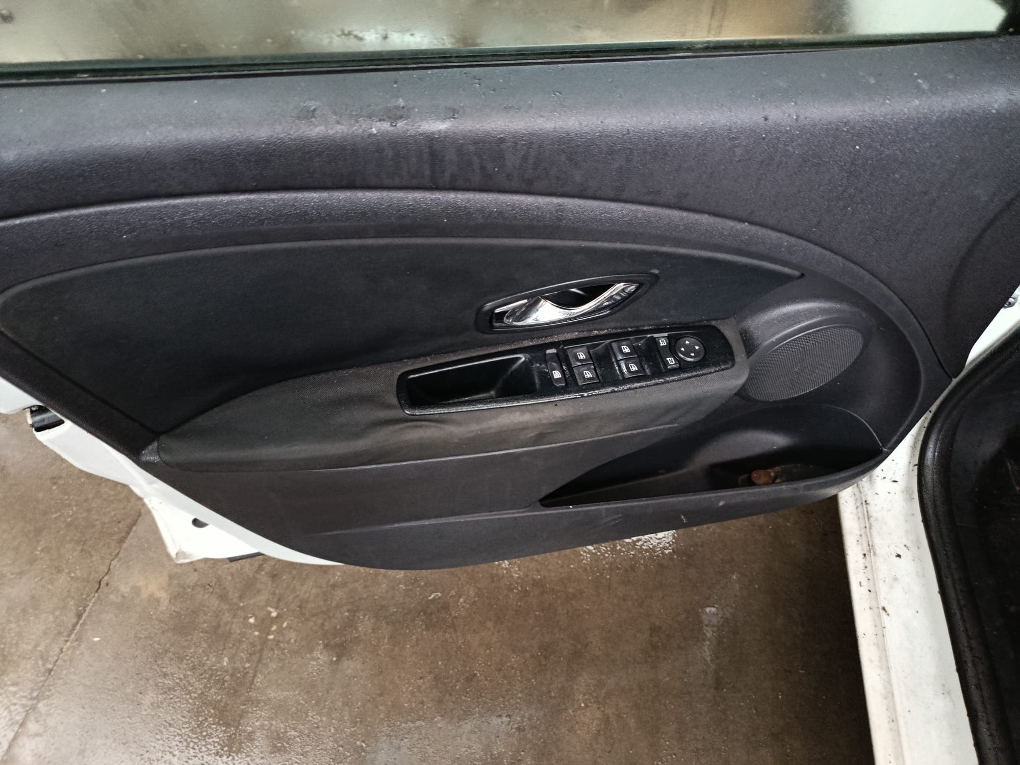 Renault  Mégane · Ano 2015 — imagen 11