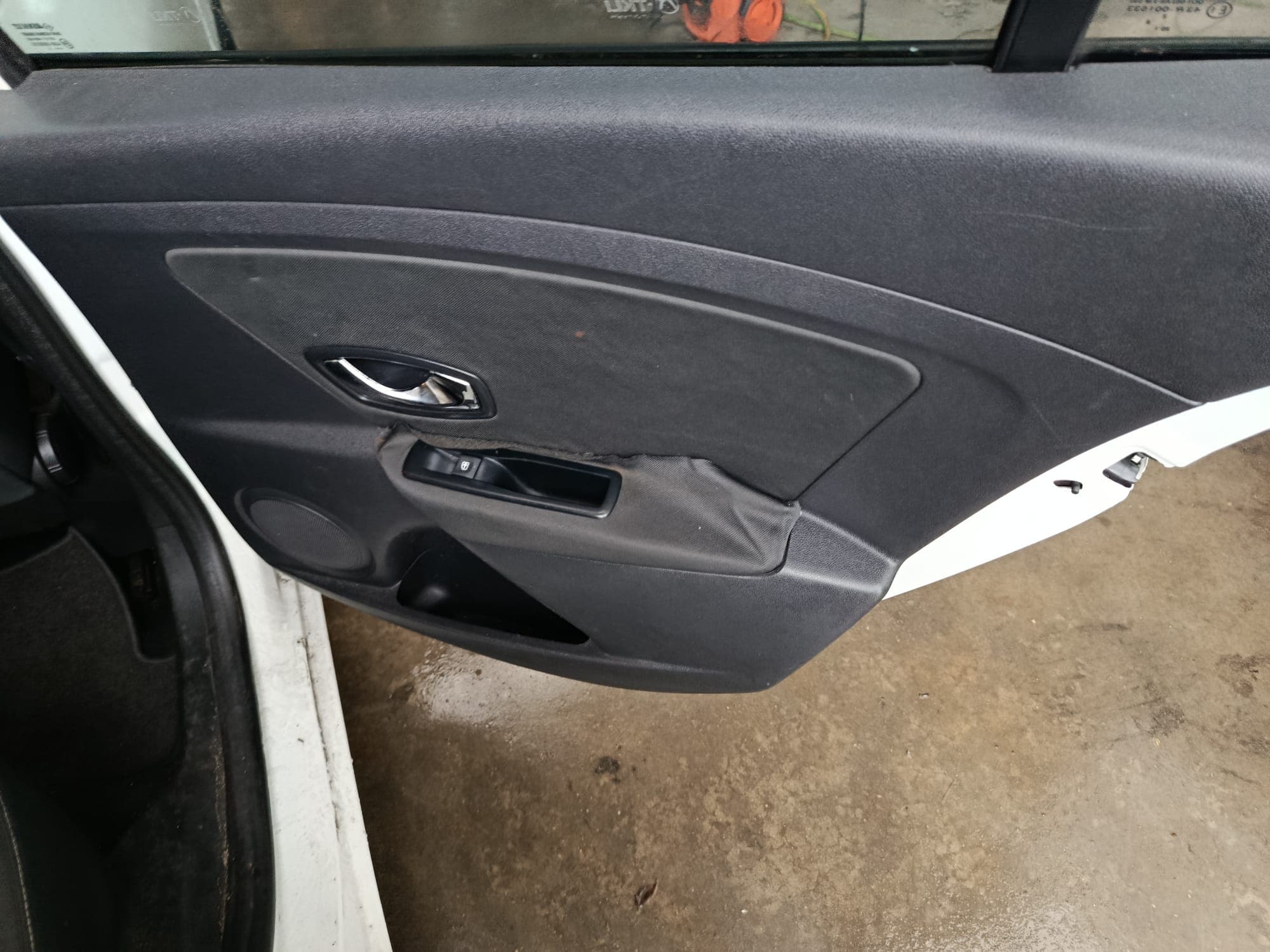 Renault  Mégane · Ano 2015 — imagen 18