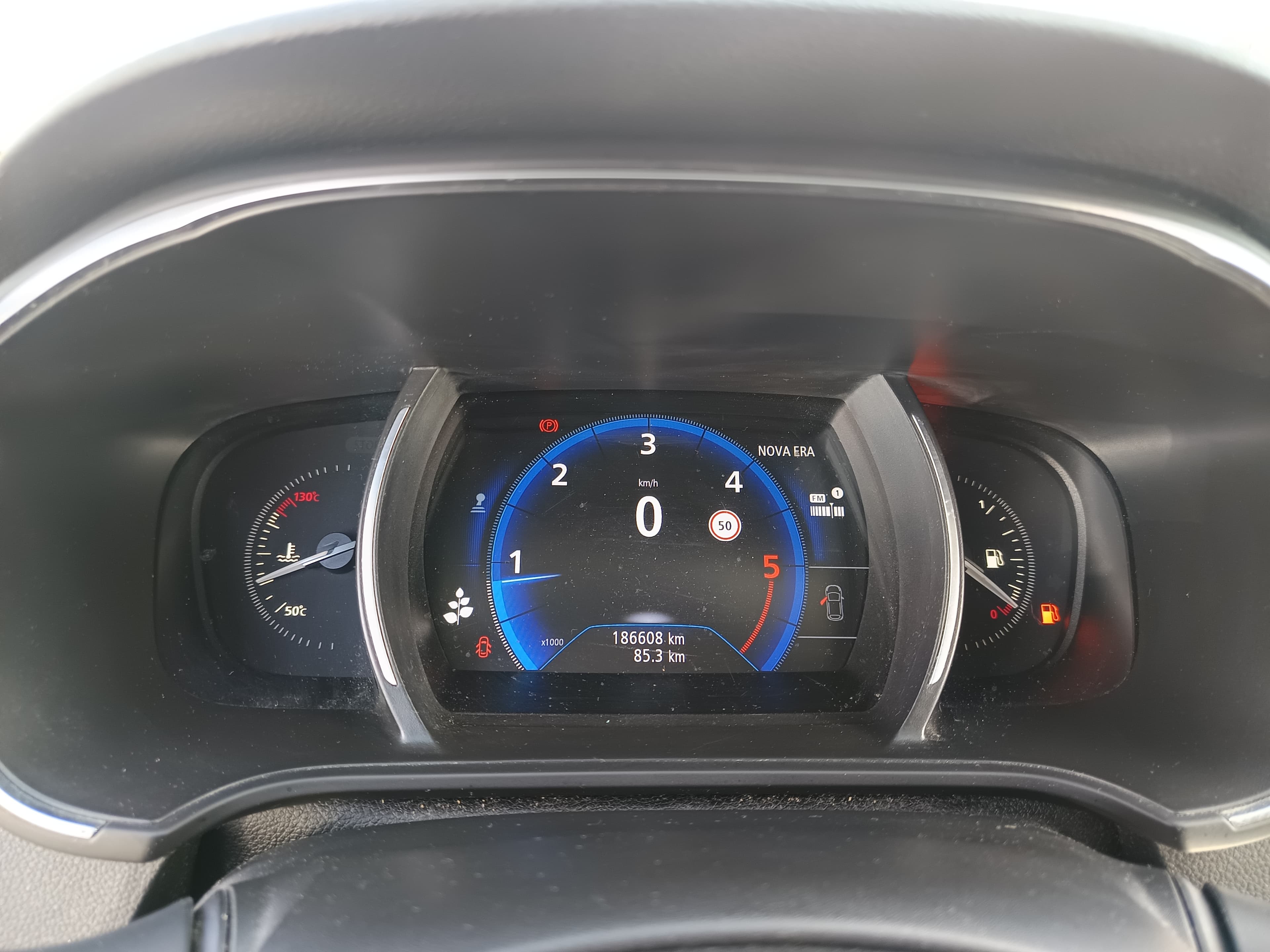 Renault Mégane IV Sport 1.5 DCI · Ano 2017 — image 22