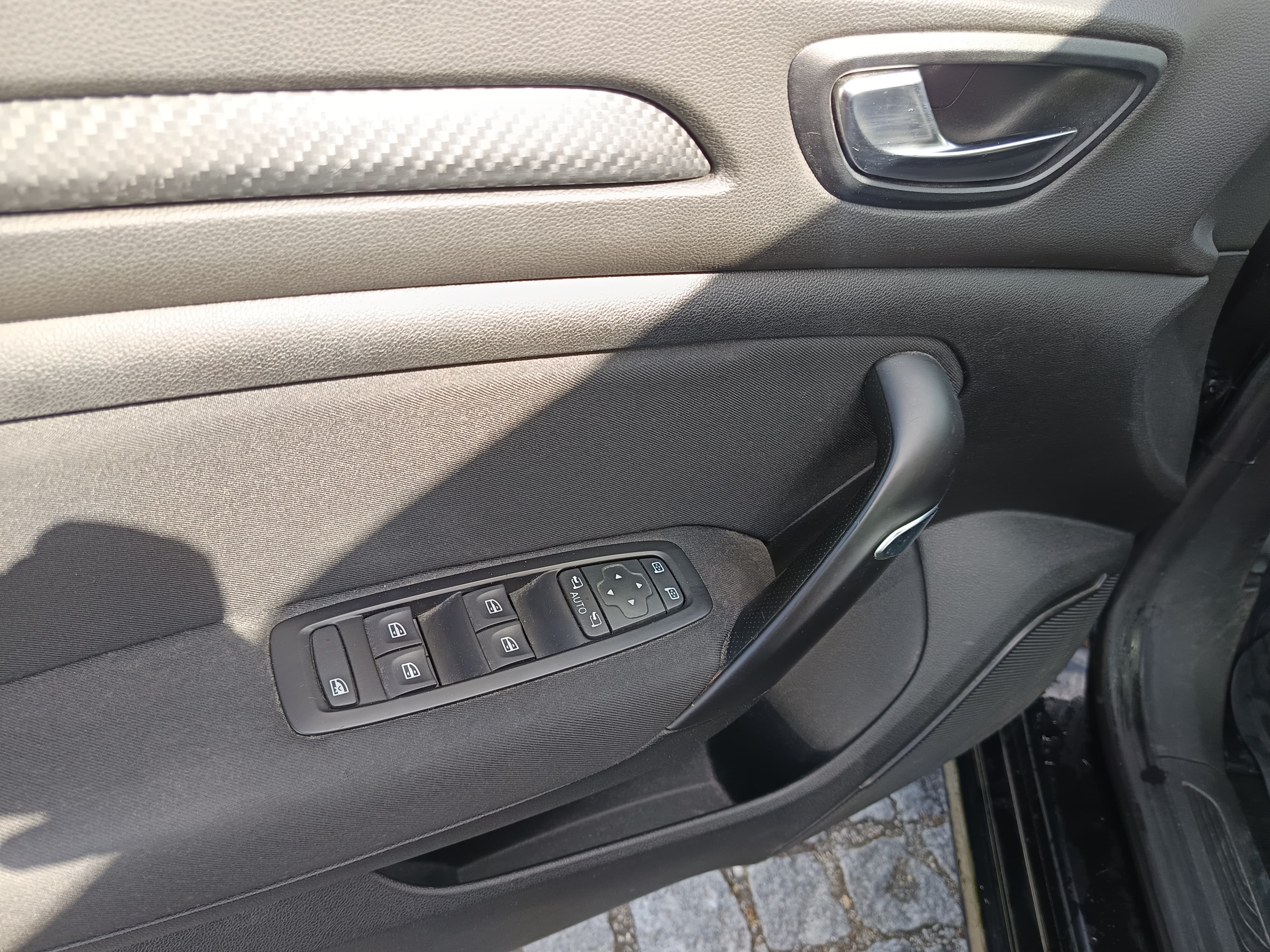 Renault Mégane IV Sport 1.5 DCI · Ano 2017 — image 42