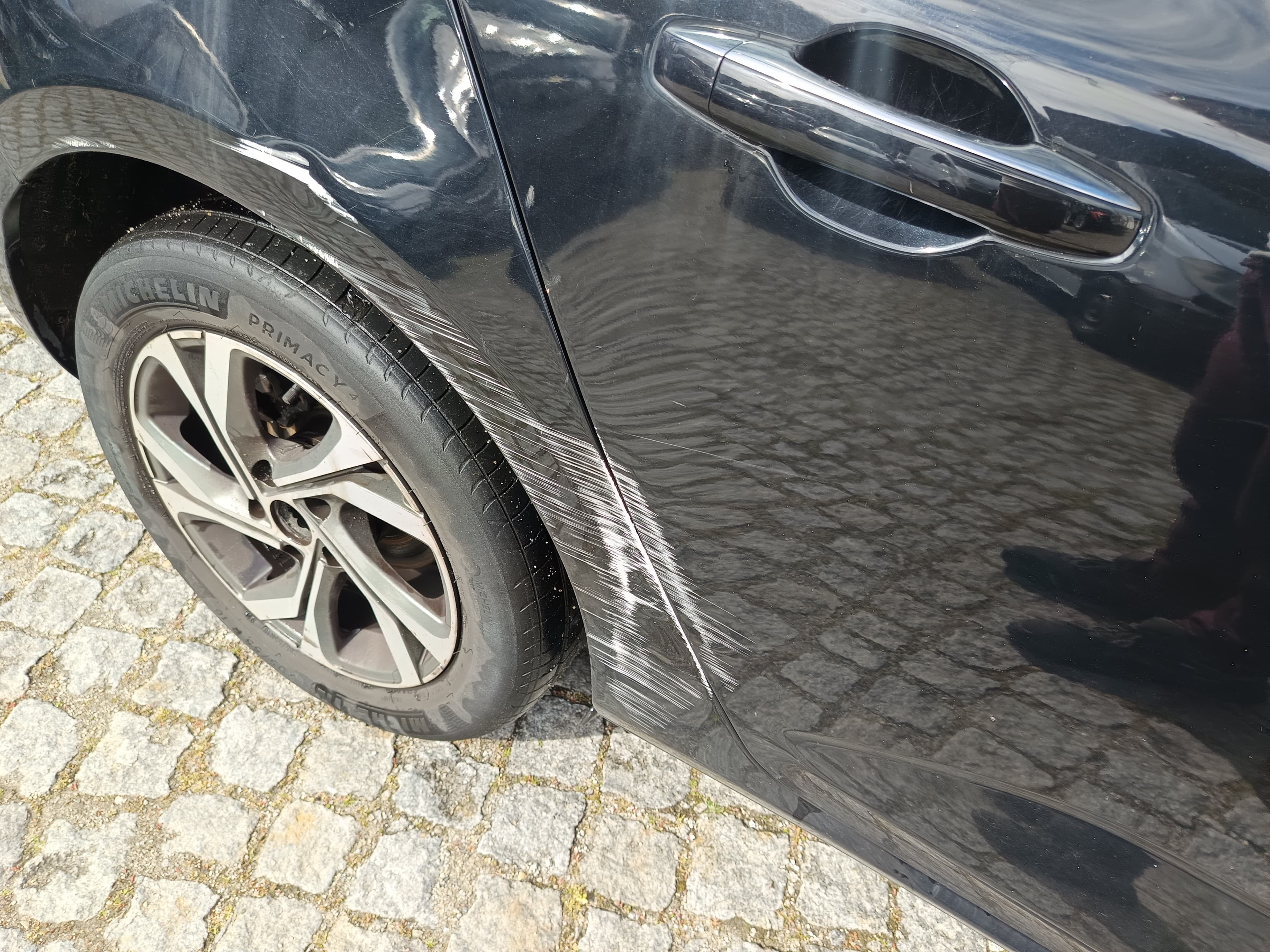 Renault Mégane IV Sport 1.5 DCI · Ano 2017 — image 8