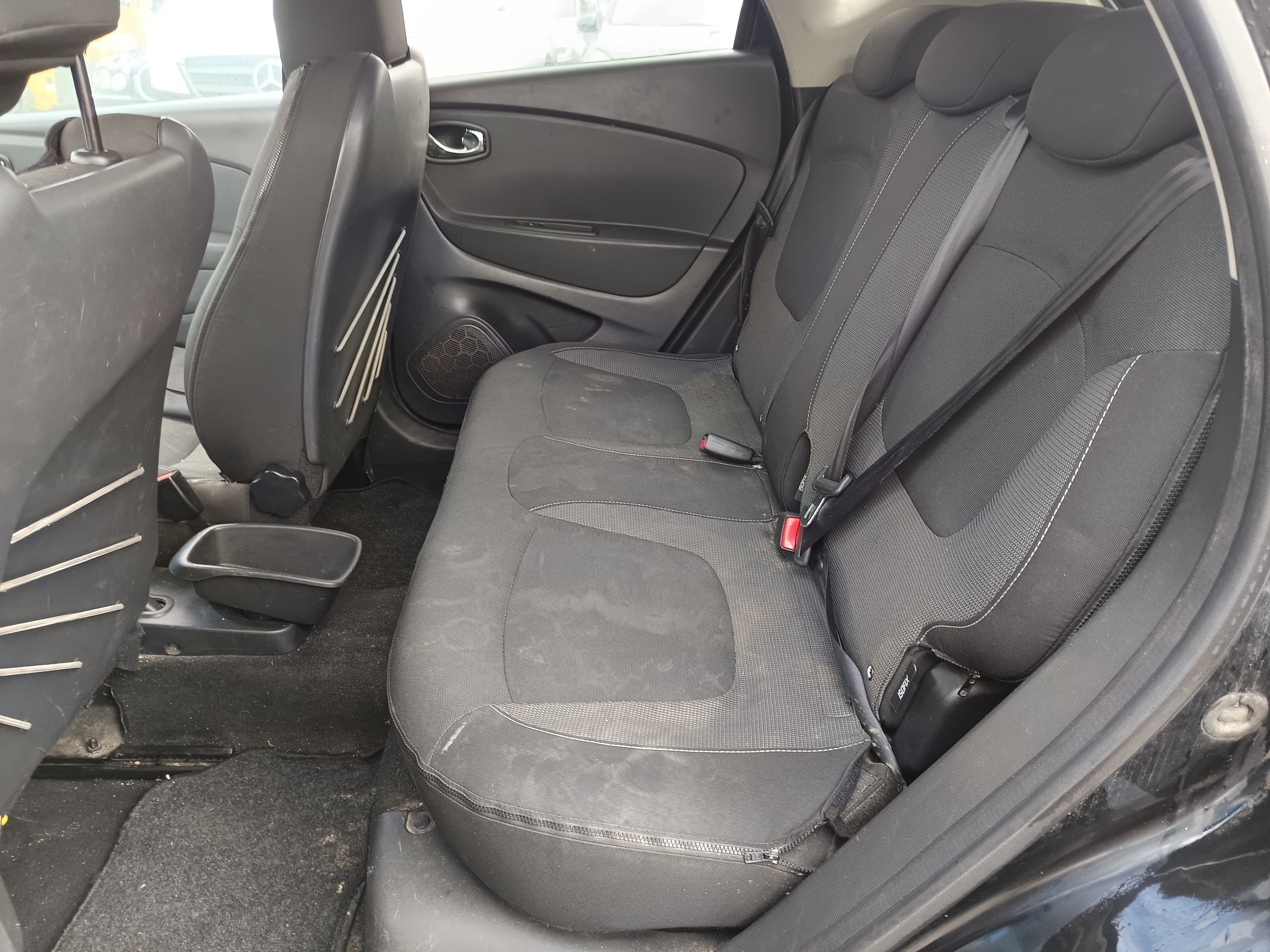 Renault Captur 1.5 DCI Sport · Ano 2013 — imagem 33