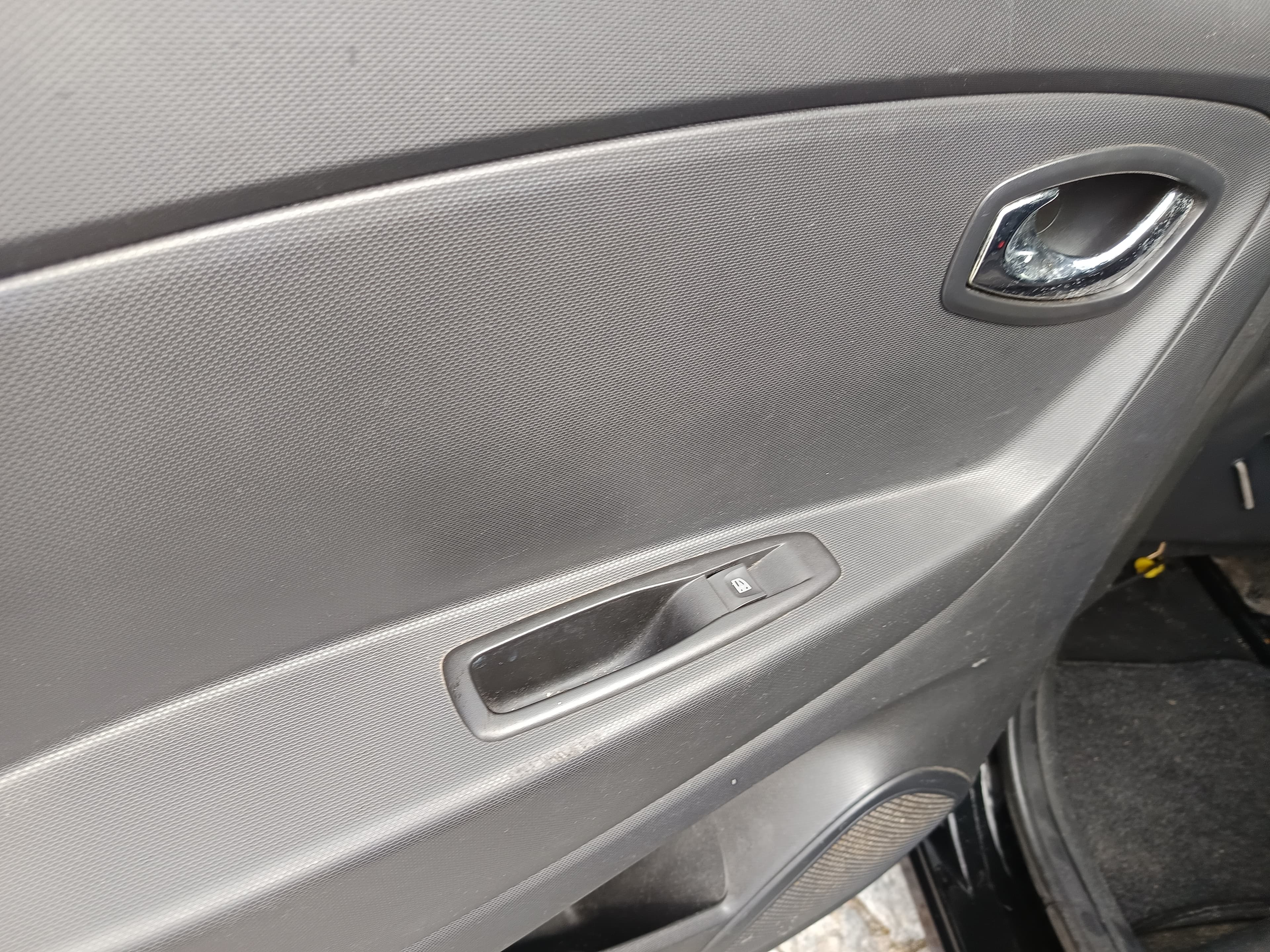 Renault Captur 1.5 DCI Sport · Ano 2013 — imagem 32