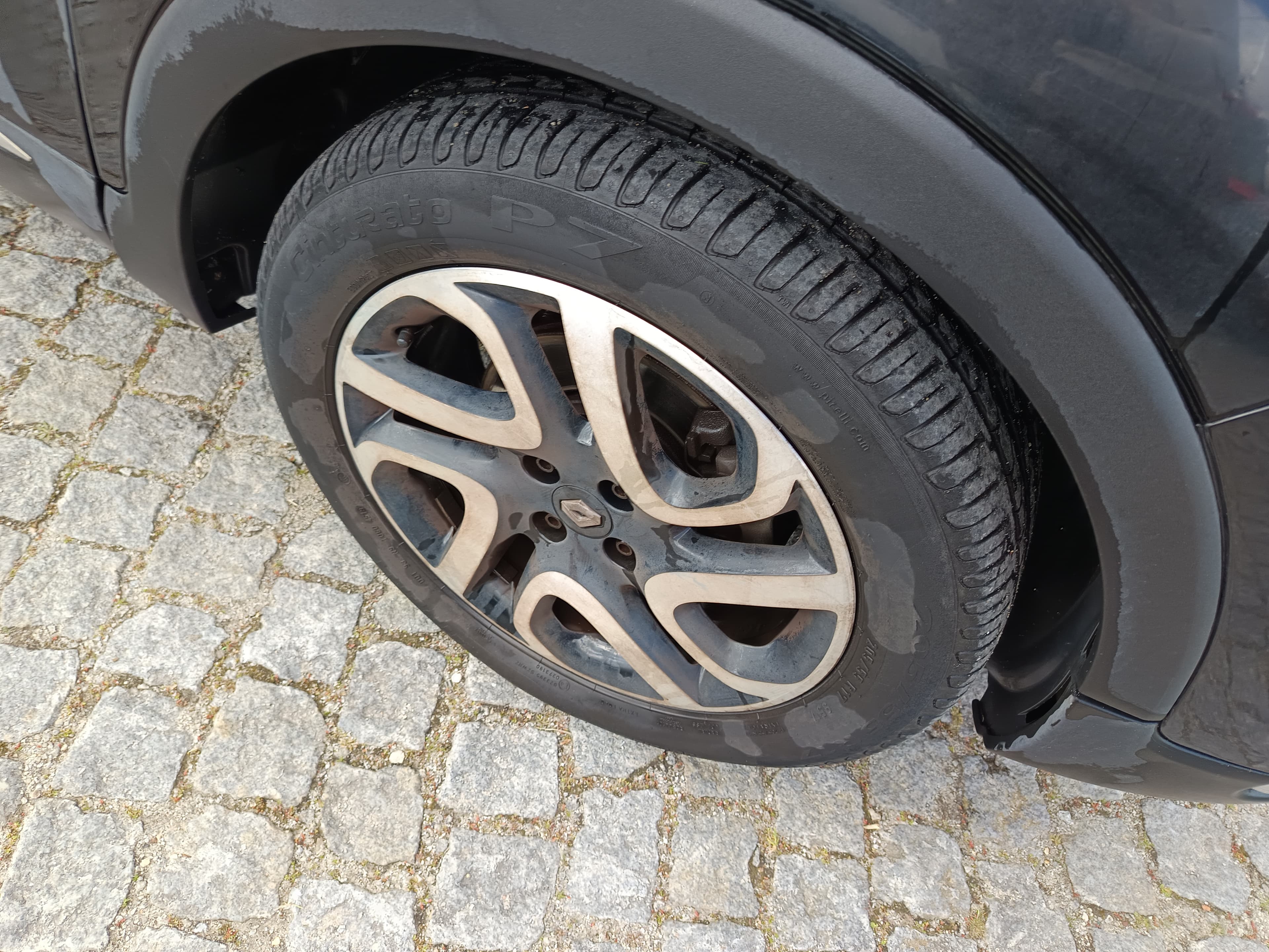 Renault Captur 1.5 DCI Sport · Ano 2013 — imagem 12