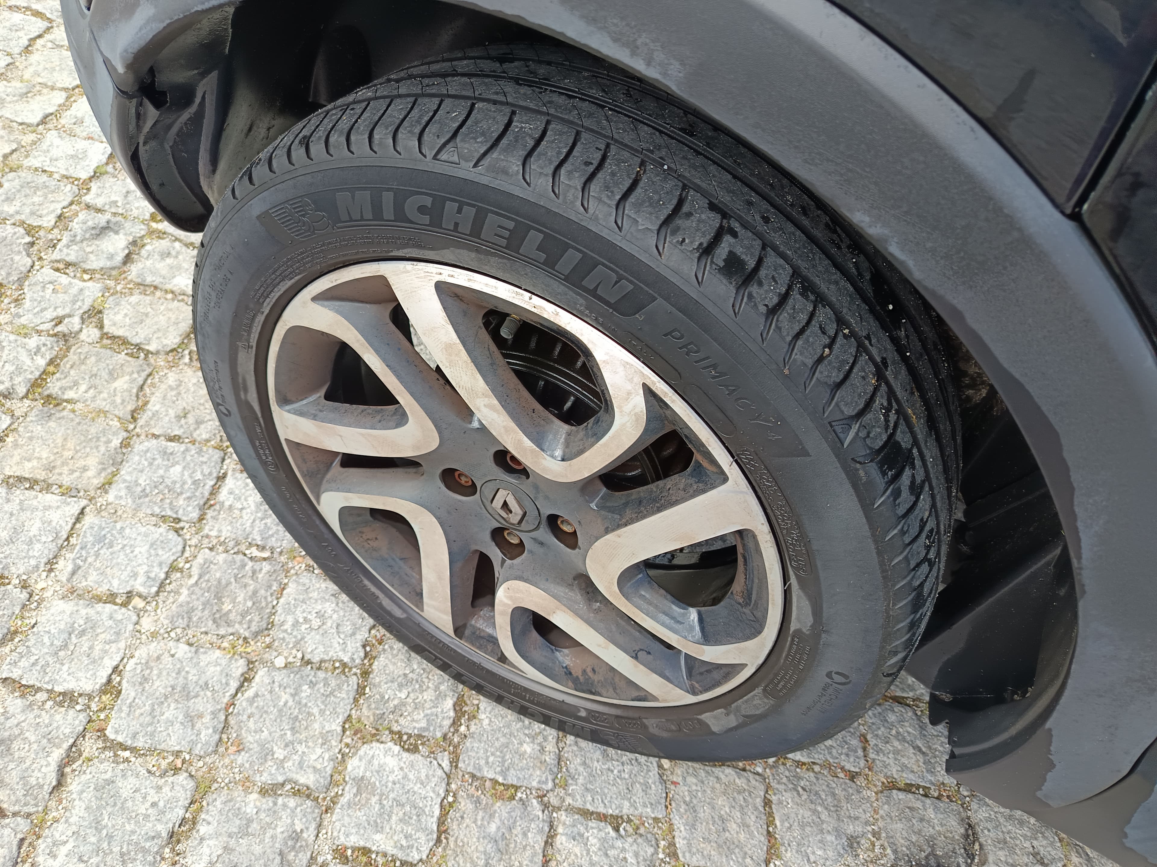 Renault Captur 1.5 DCI Sport · Ano 2013 — imagem 13