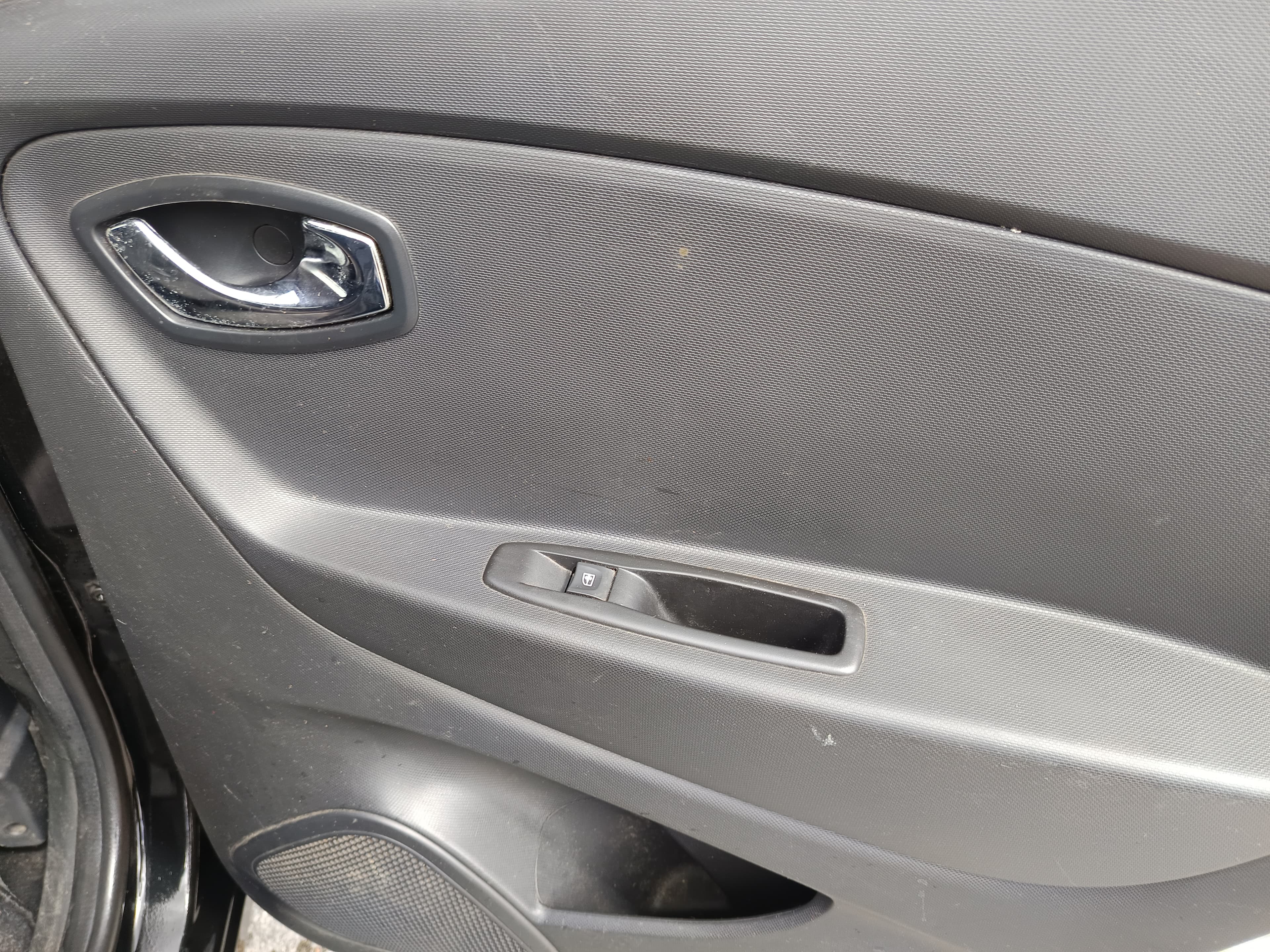 Renault Captur 1.5 DCI Sport · Ano 2013 — imagem 40