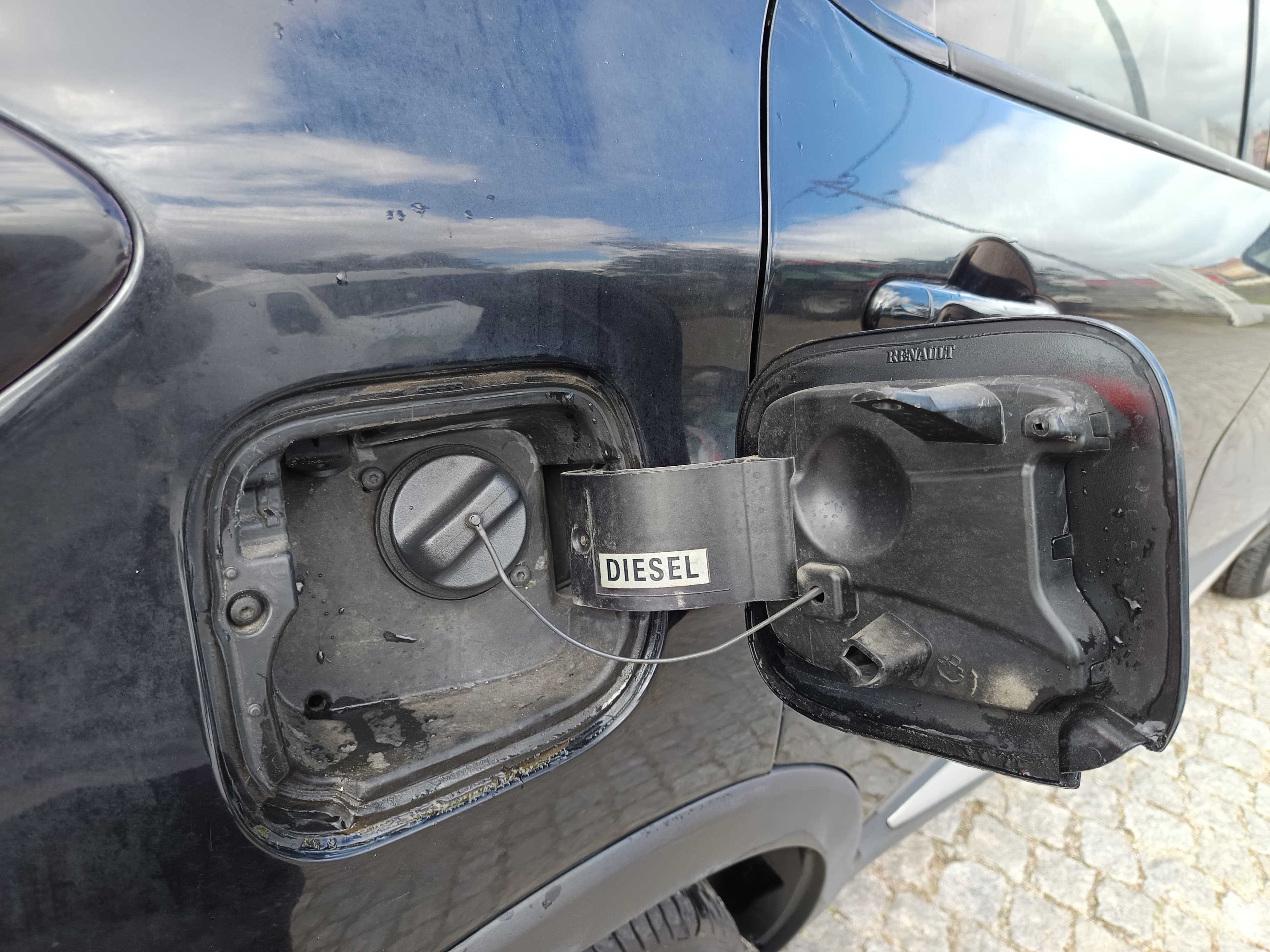 Renault Captur 1.5 DCI Sport · Ano 2013 — imagem 9