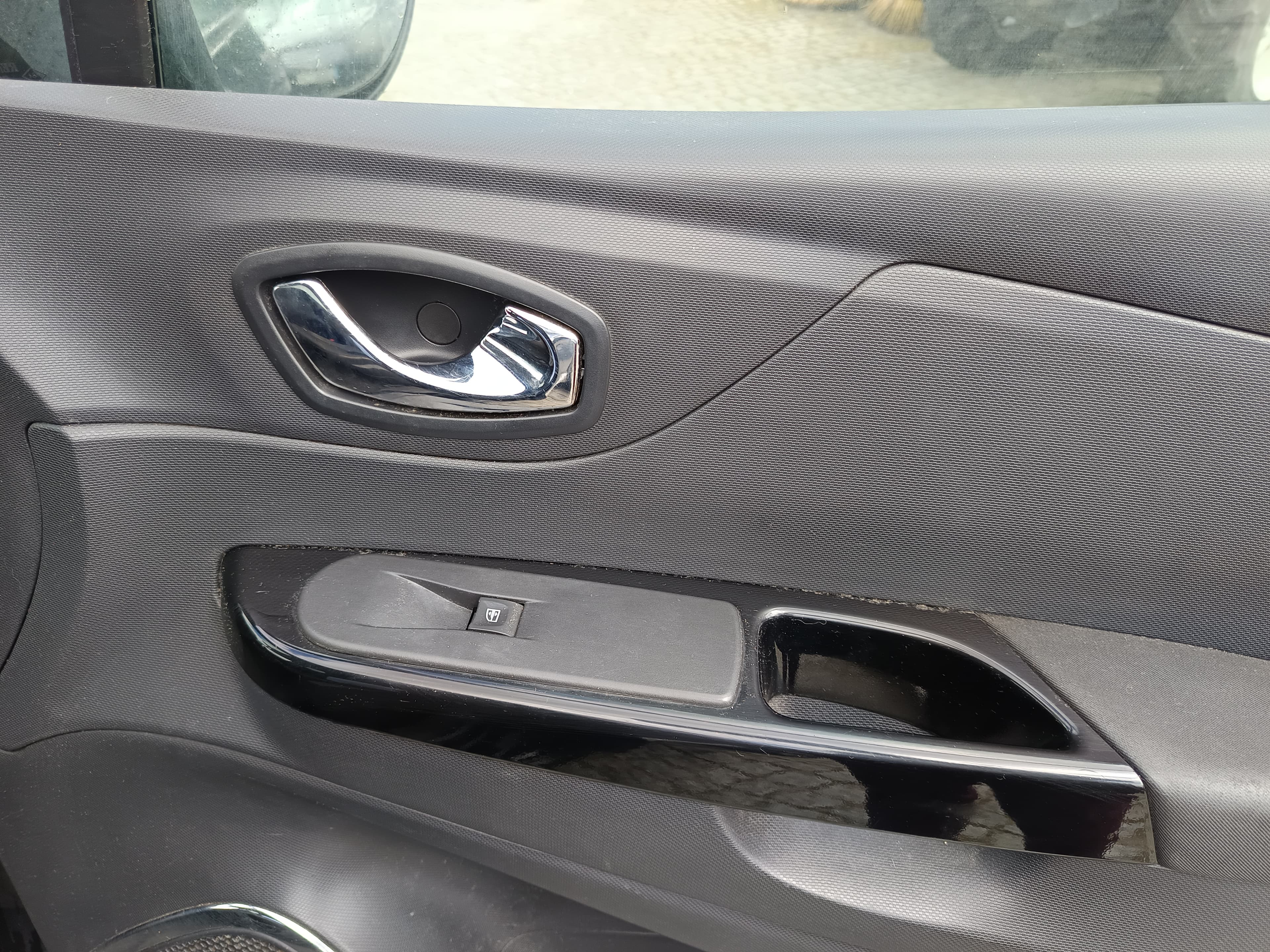 Renault Captur 1.5 DCI Sport · Ano 2013 — imagem 29